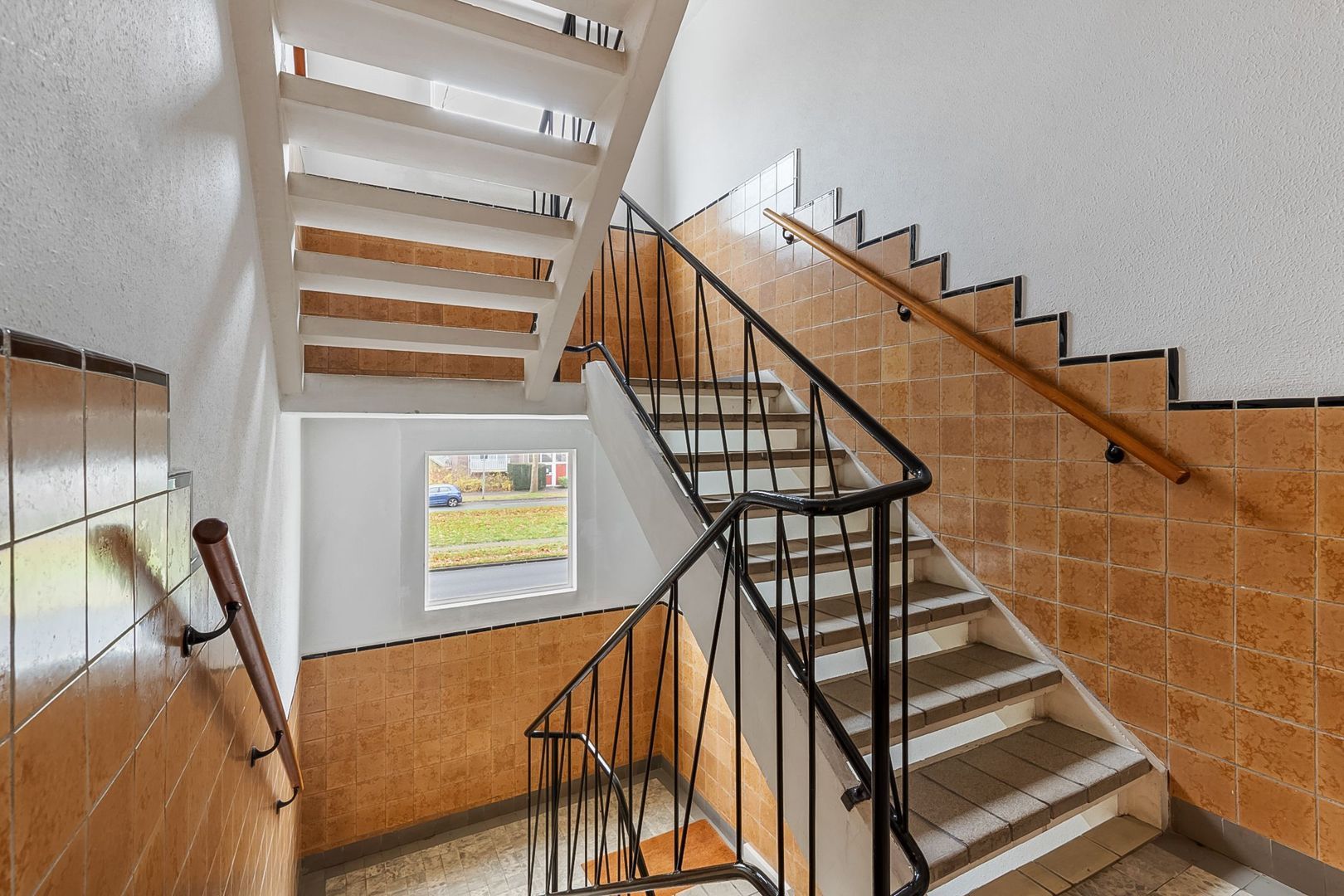 Diependaalselaan 420, Hilversum foto-4 blur