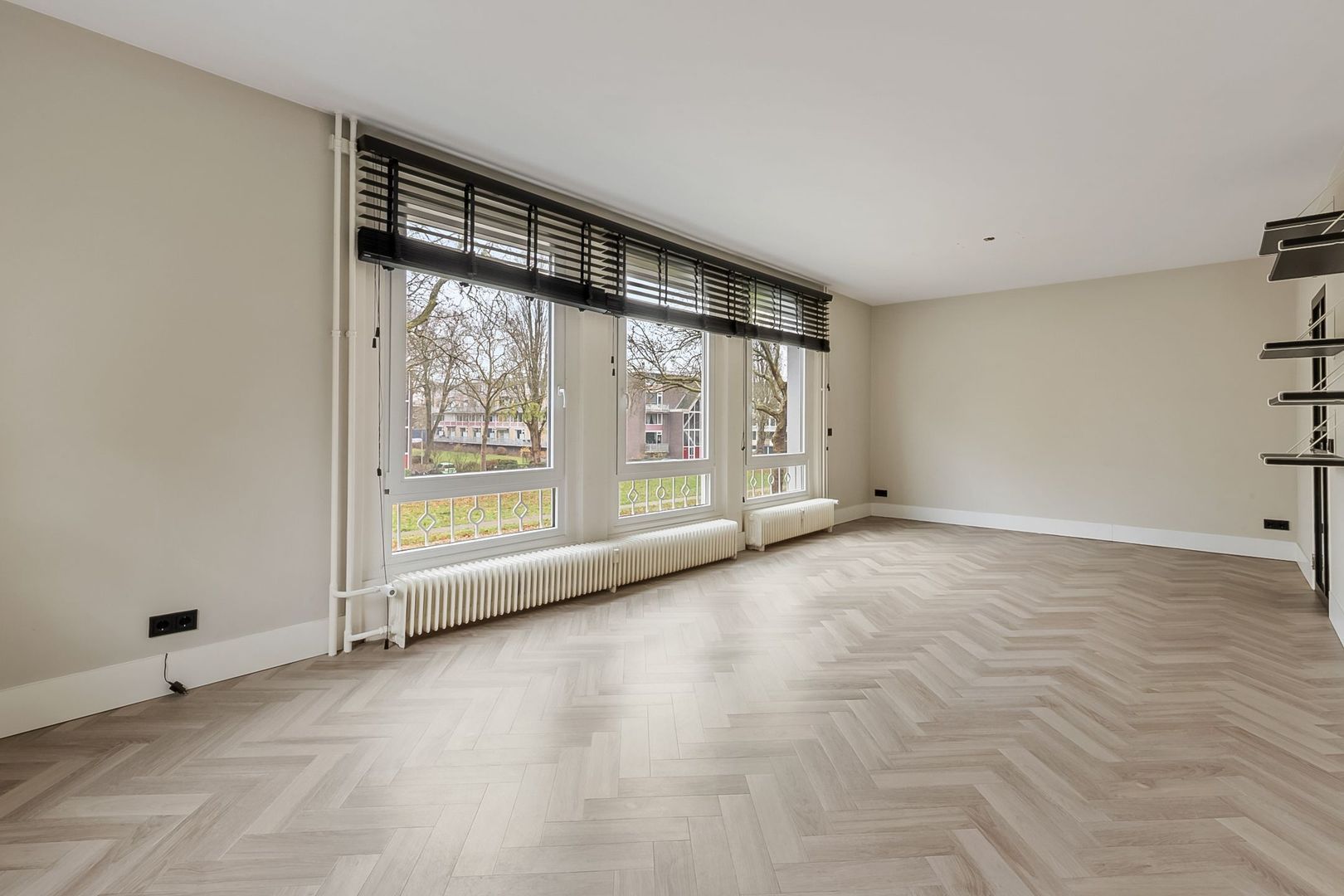 Diependaalselaan 420, Hilversum foto-7 blur