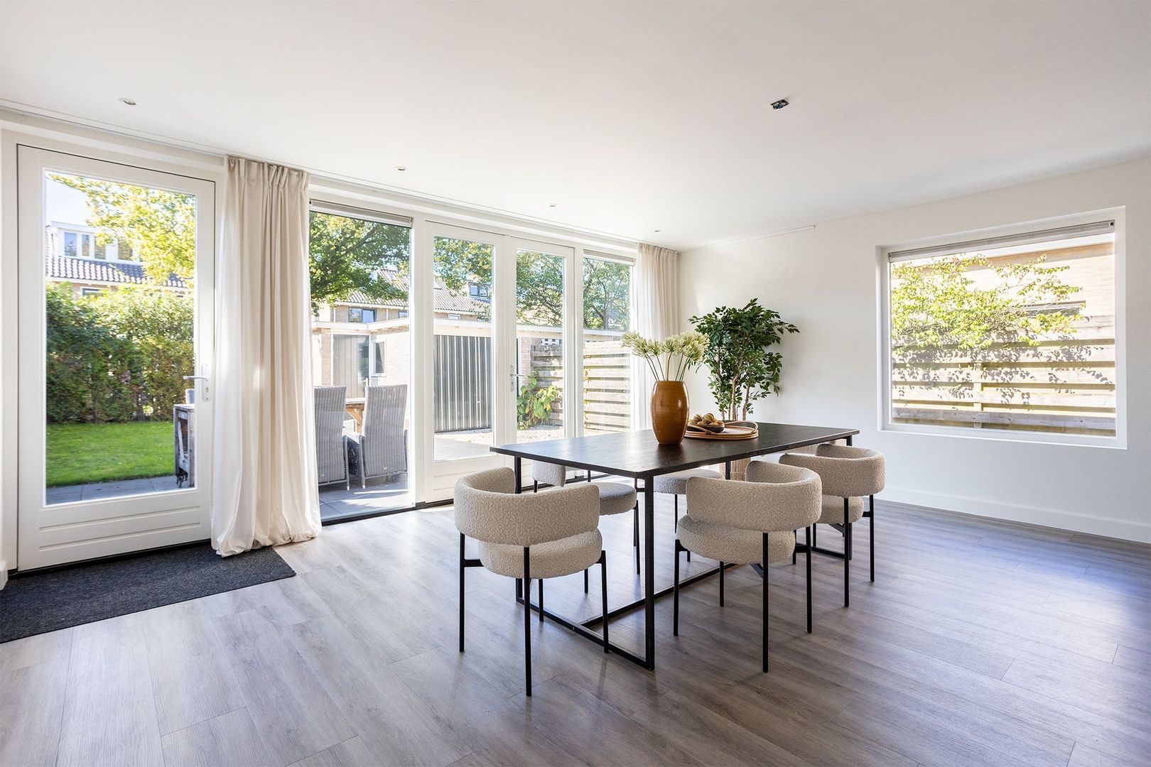 van Ostadelaan 10, Loosdrecht foto-13 blur