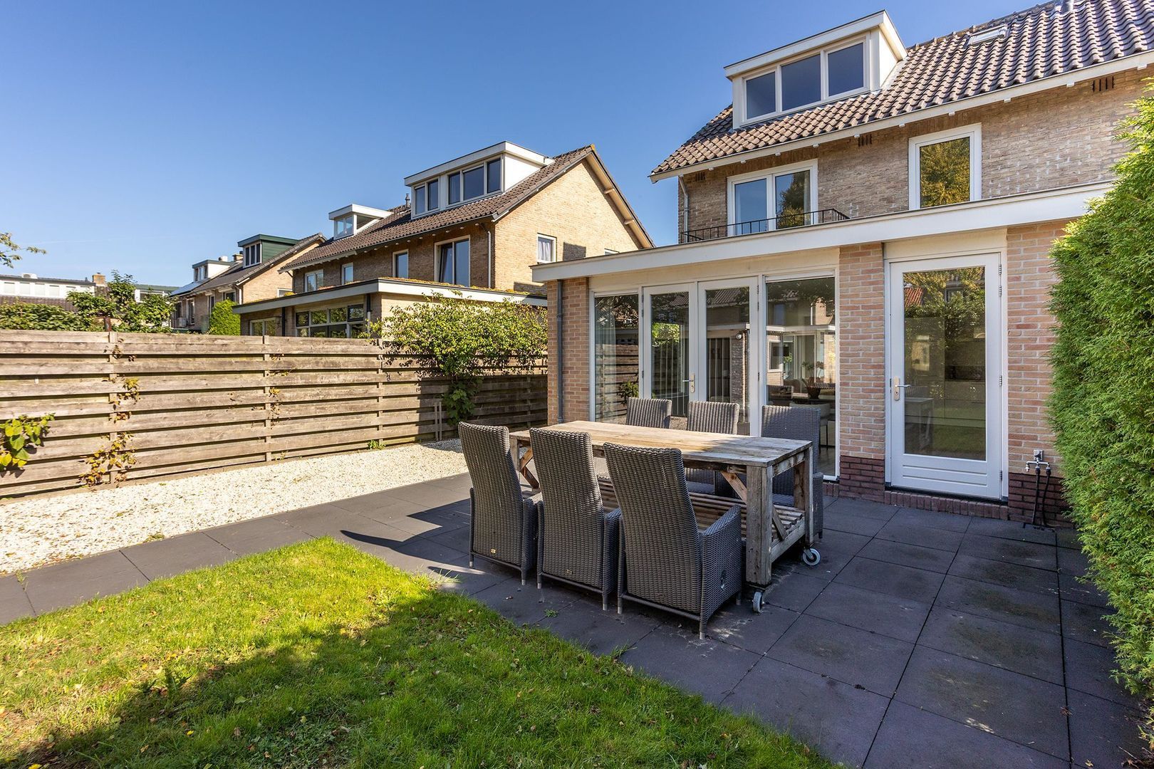 van Ostadelaan 10, Loosdrecht foto-36 blur