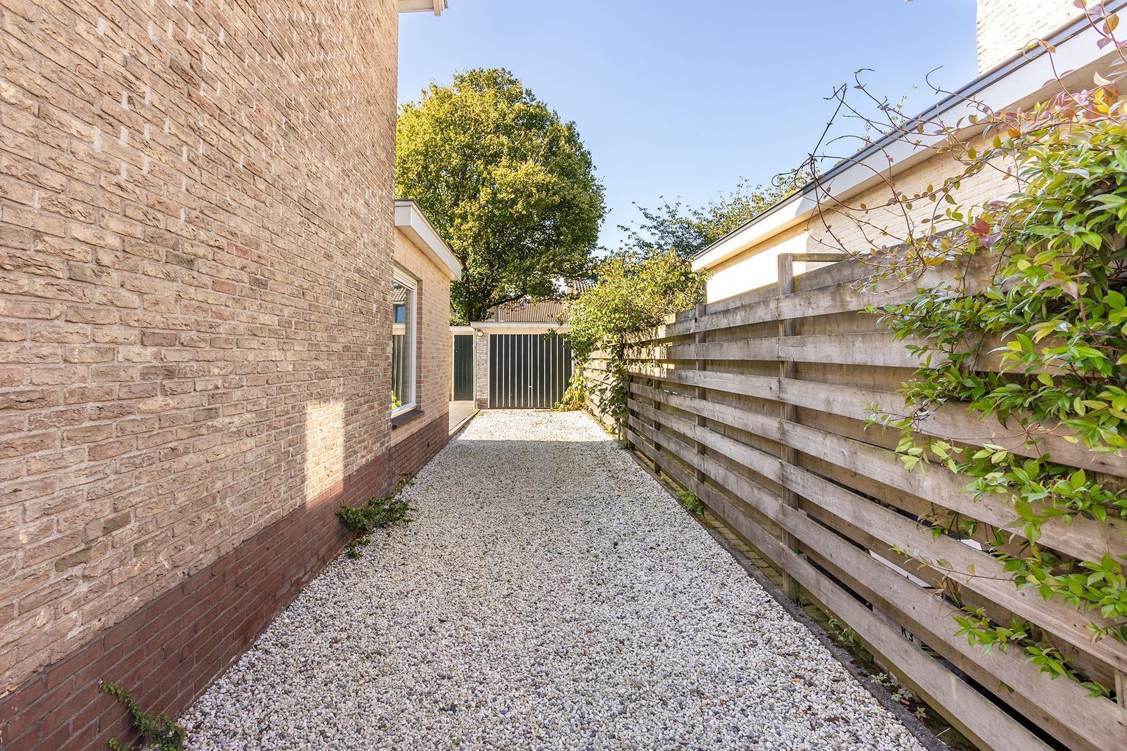 van Ostadelaan 10, Loosdrecht foto-34 blur