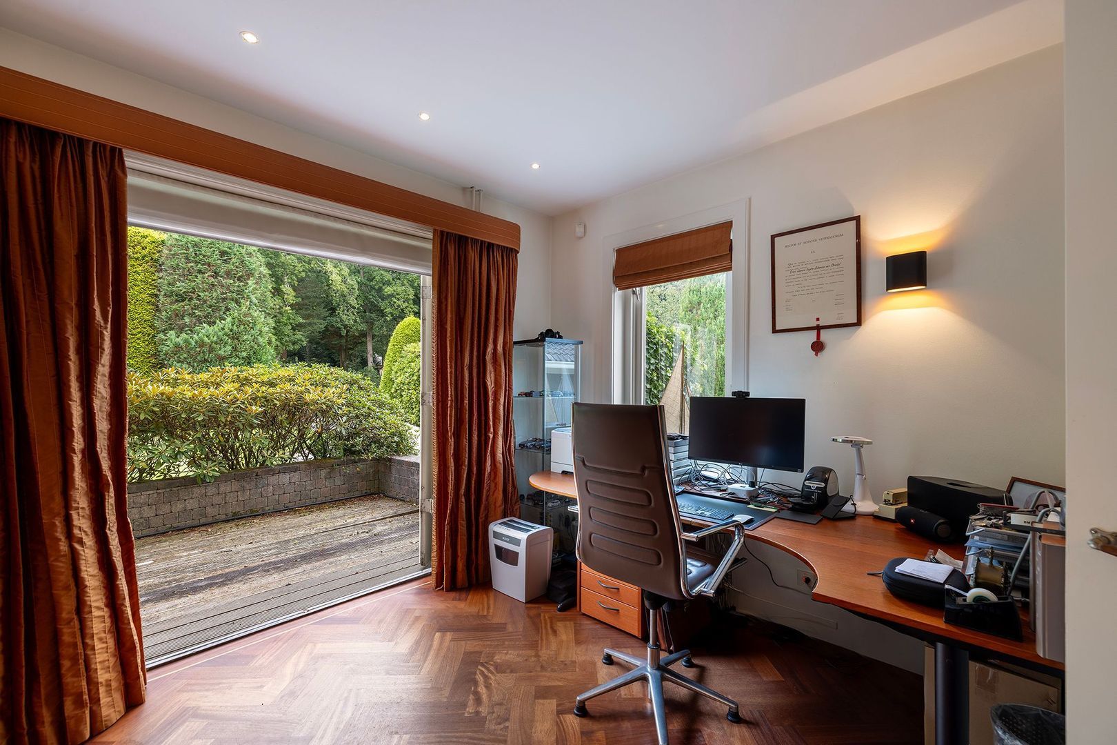 Utrechtseweg 89, Hilversum foto-18 blur