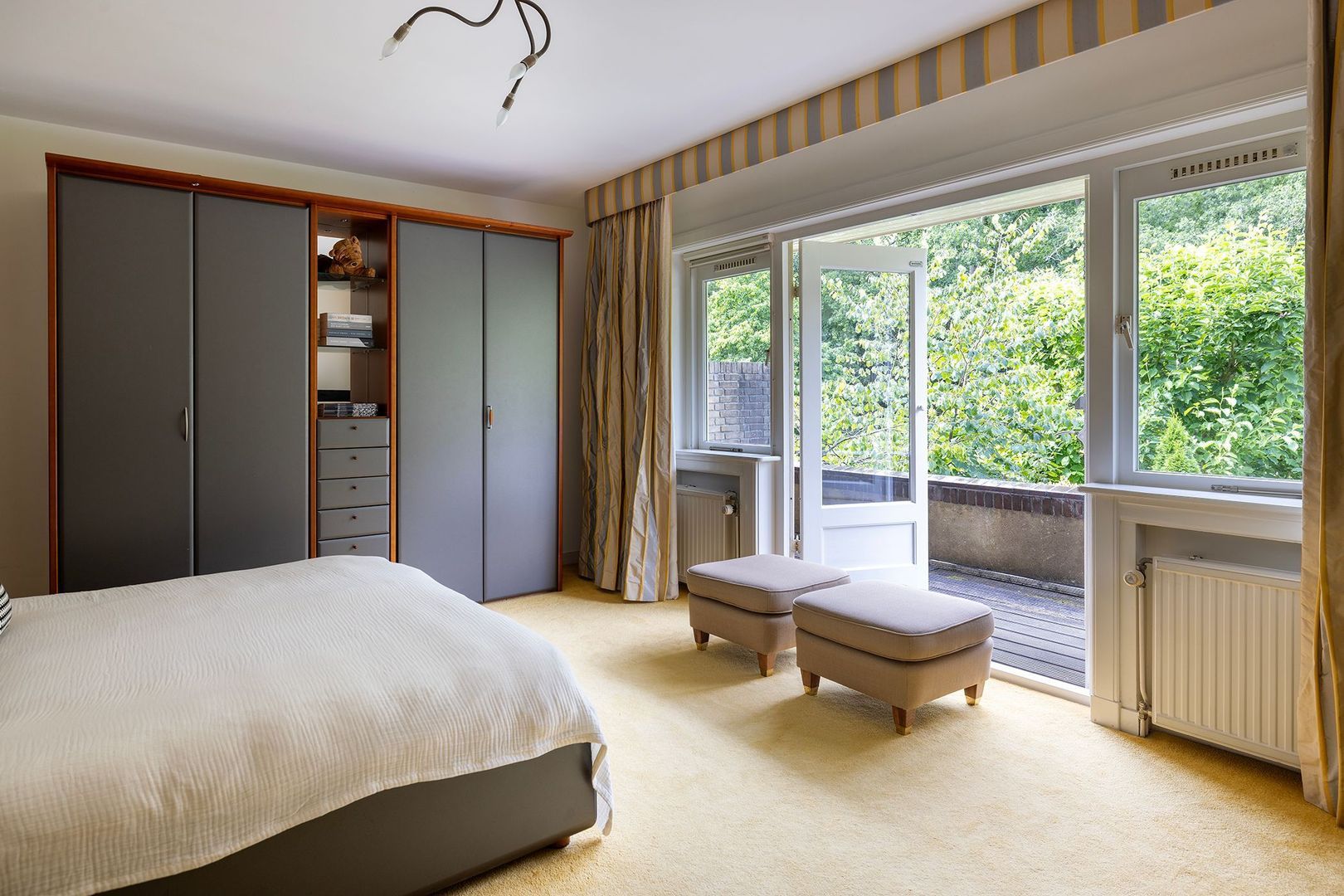 Utrechtseweg 89, Hilversum foto-31 blur