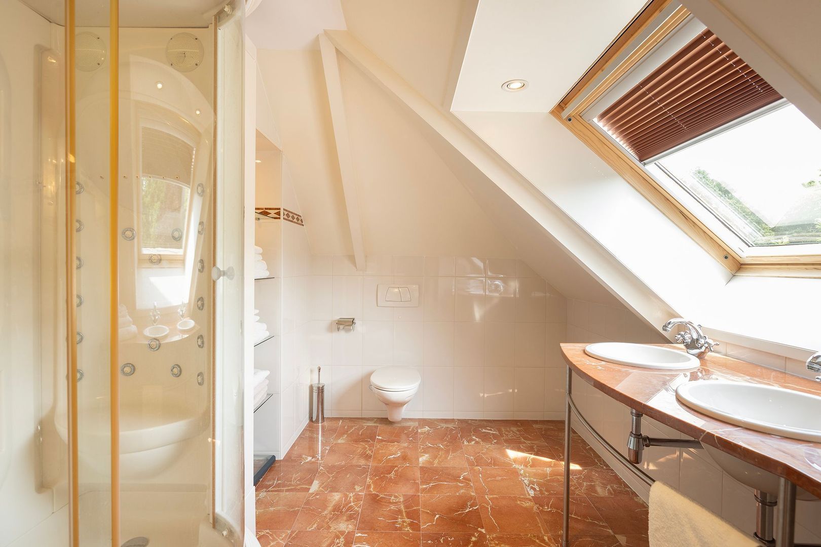 Utrechtseweg 89, Hilversum foto-44 blur