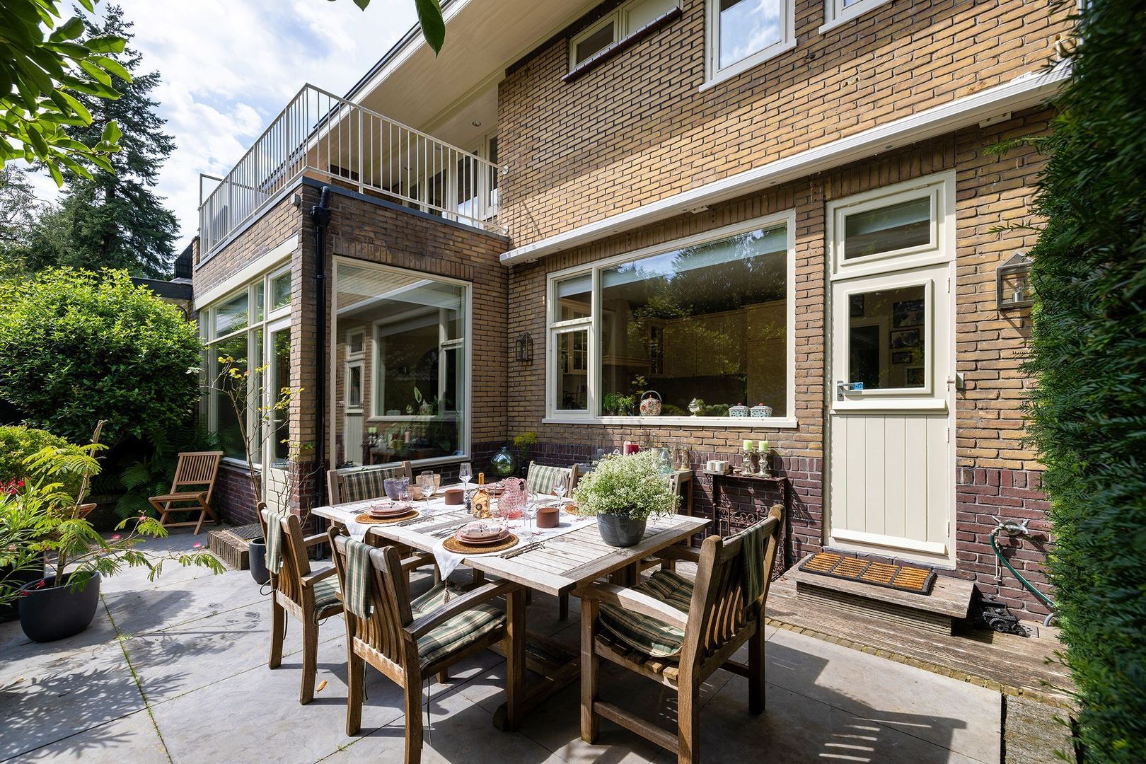 Utrechtseweg 89, Hilversum foto-49 blur