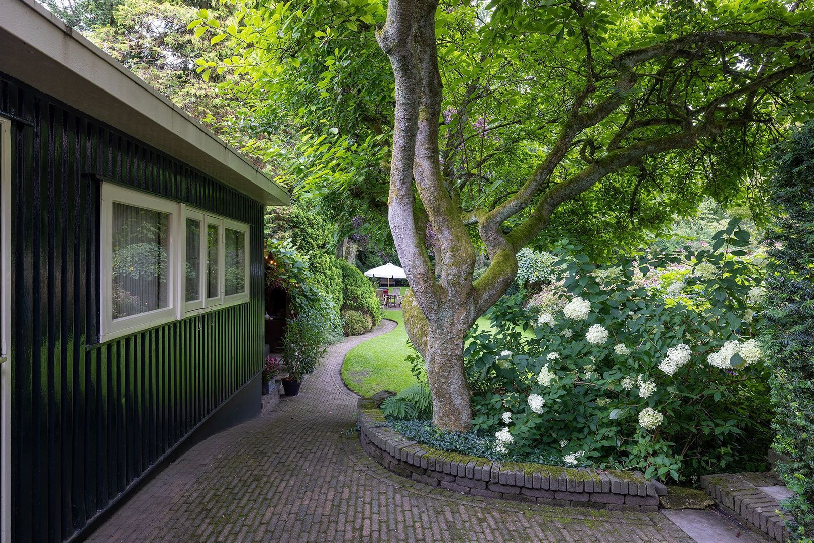 Utrechtseweg 89, Hilversum foto-50 blur