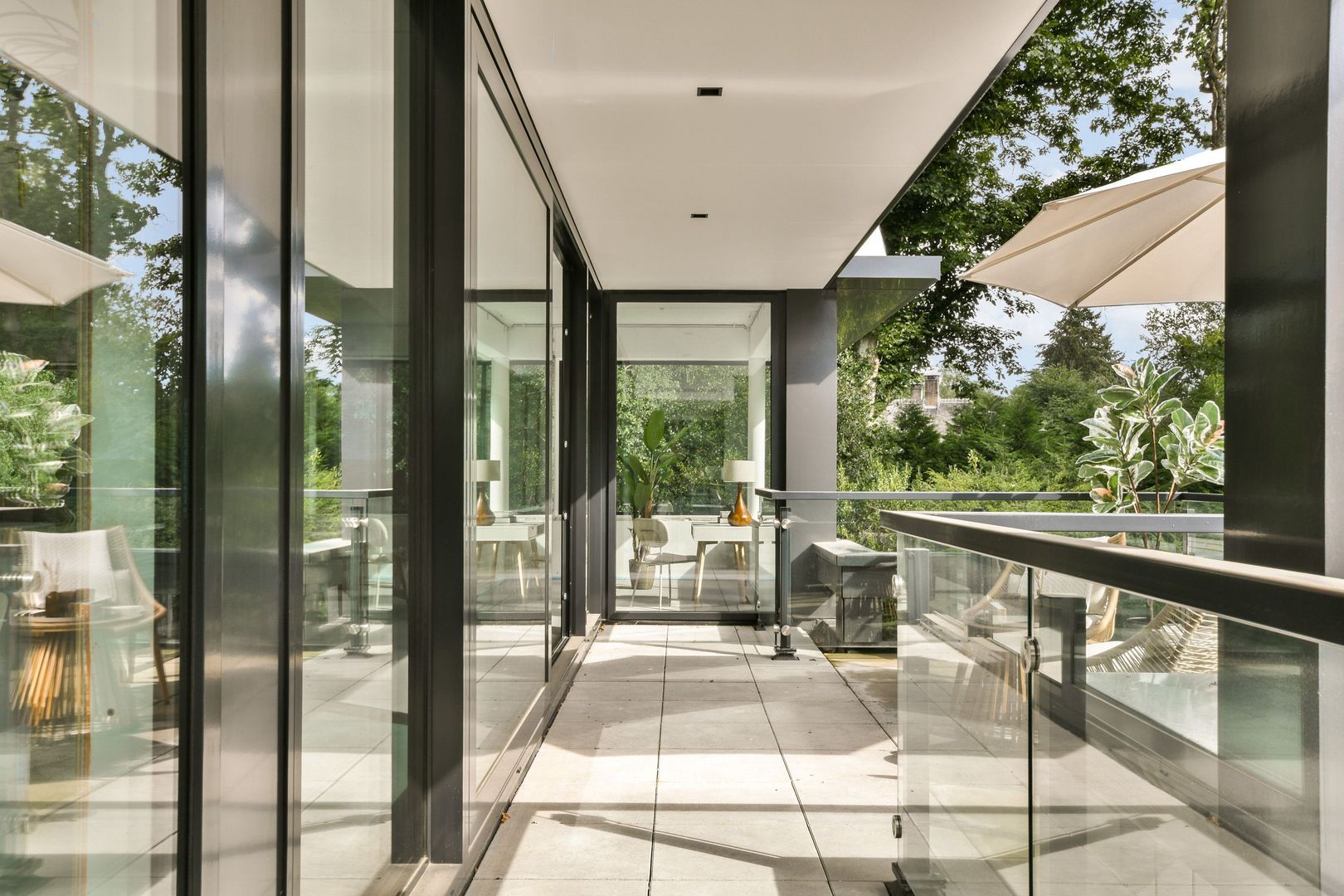 Hoefloo 20 d, Laren foto-14 blur