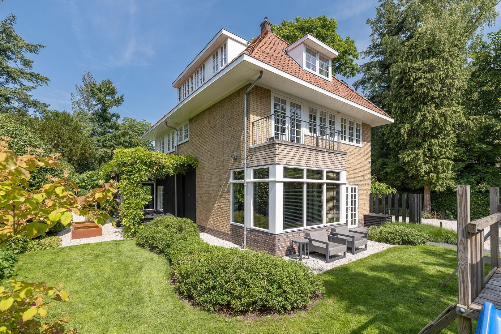 Nimrodlaan 1, Hilversum foto-1 blur