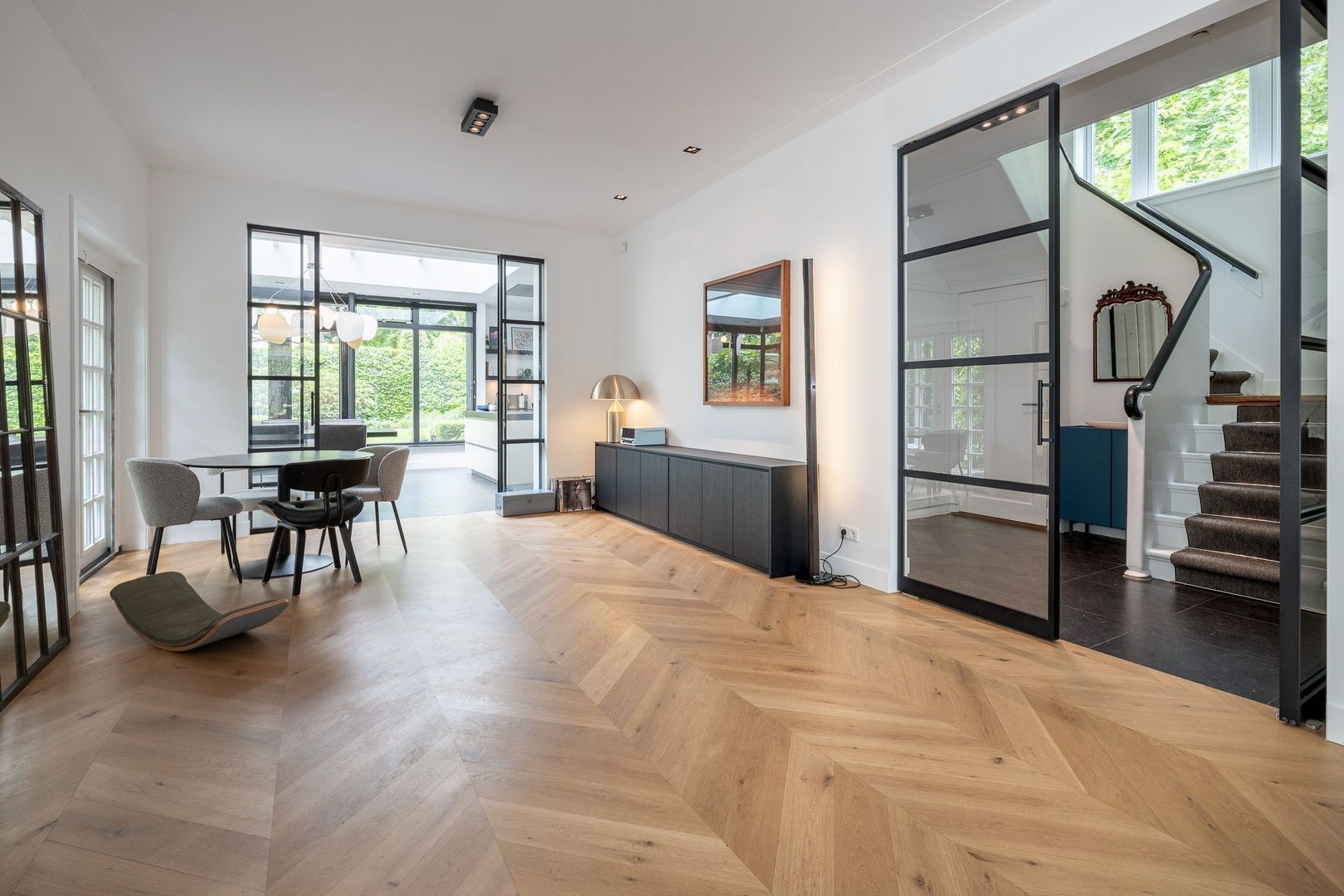 Nimrodlaan 1, Hilversum foto-8 blur