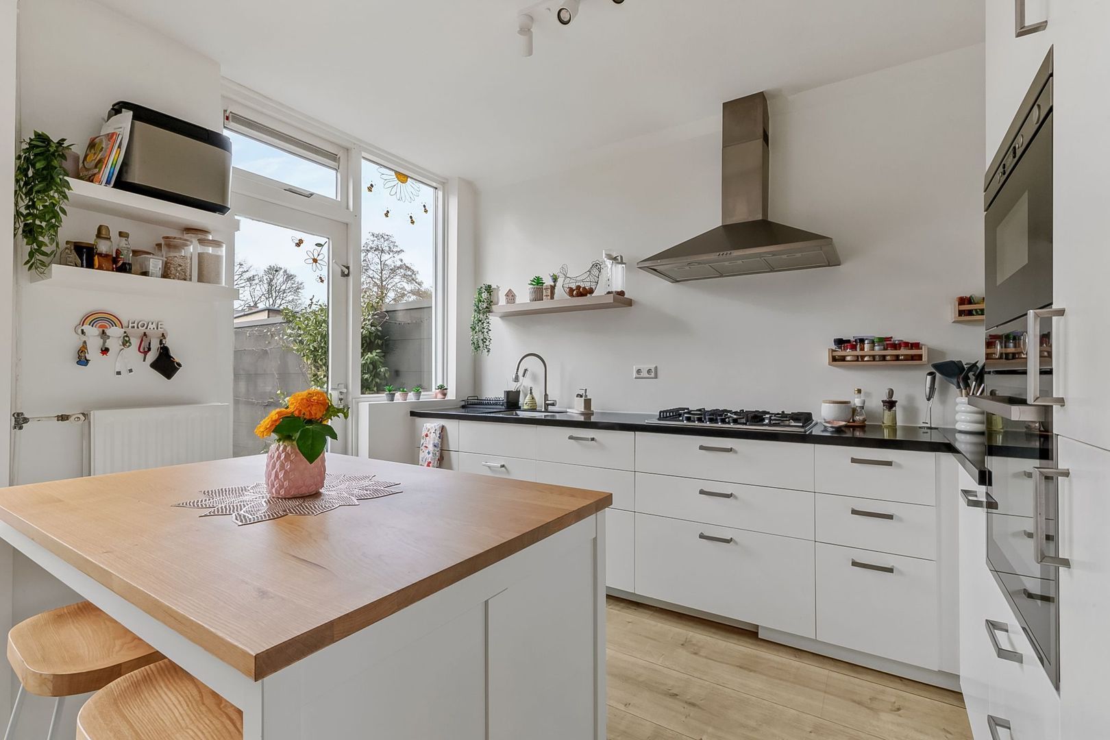 Calvijnhof 6, Hilversum foto-2 blur