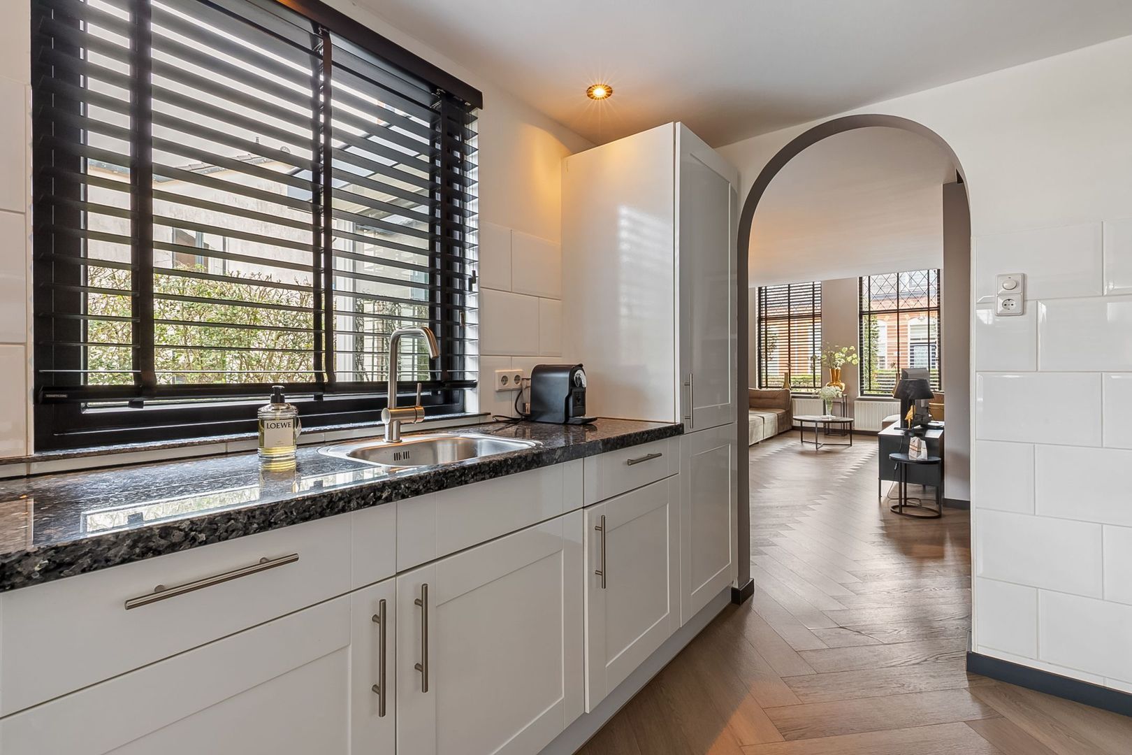 Geuzenweg 235, Hilversum foto-2 blur