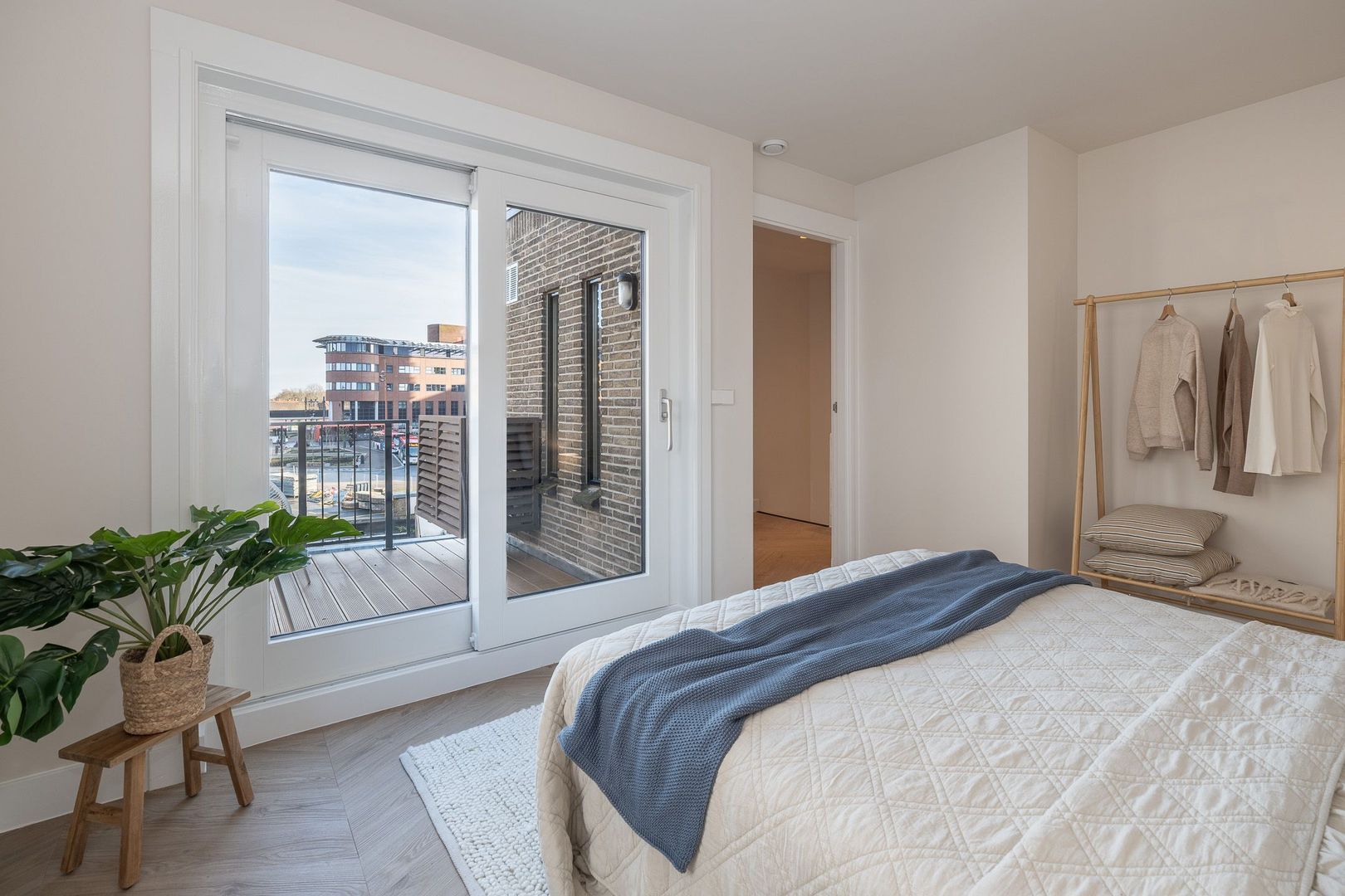 Spoorstraat 16 A, Hilversum foto-24 blur