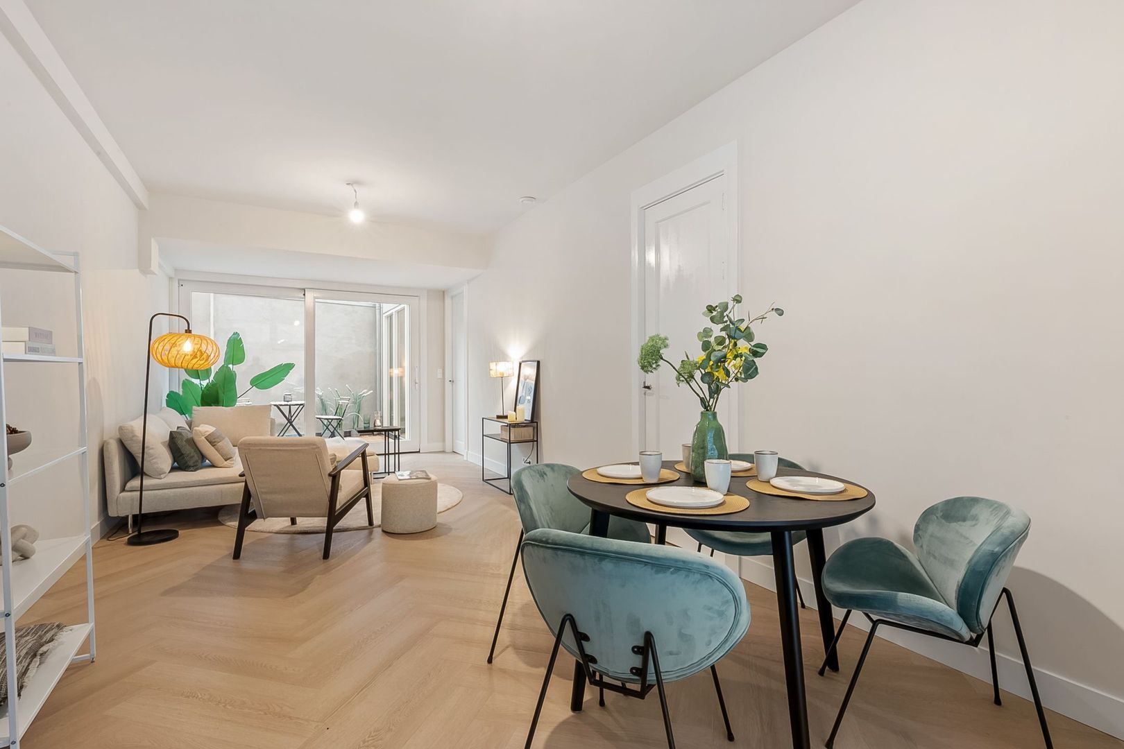 Spoorstraat 12, Hilversum foto-5 blur