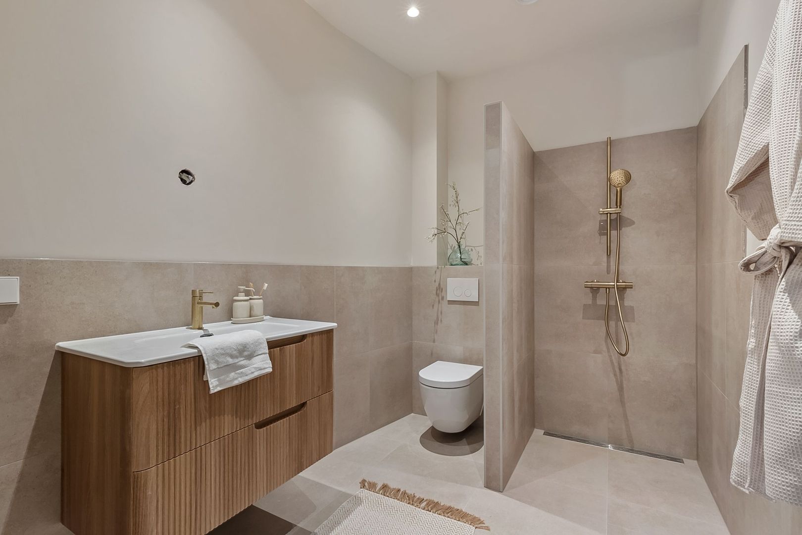 Spoorstraat 12, Hilversum foto-20 blur