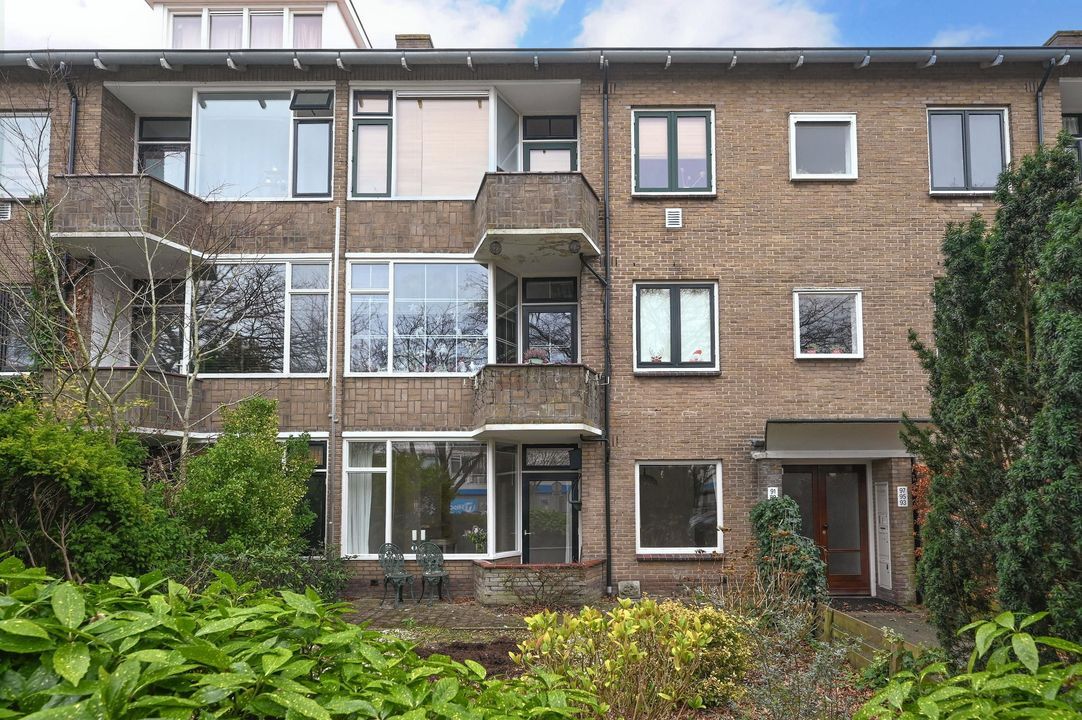 Admiraal de Ruyterlaan 87, Hilversum