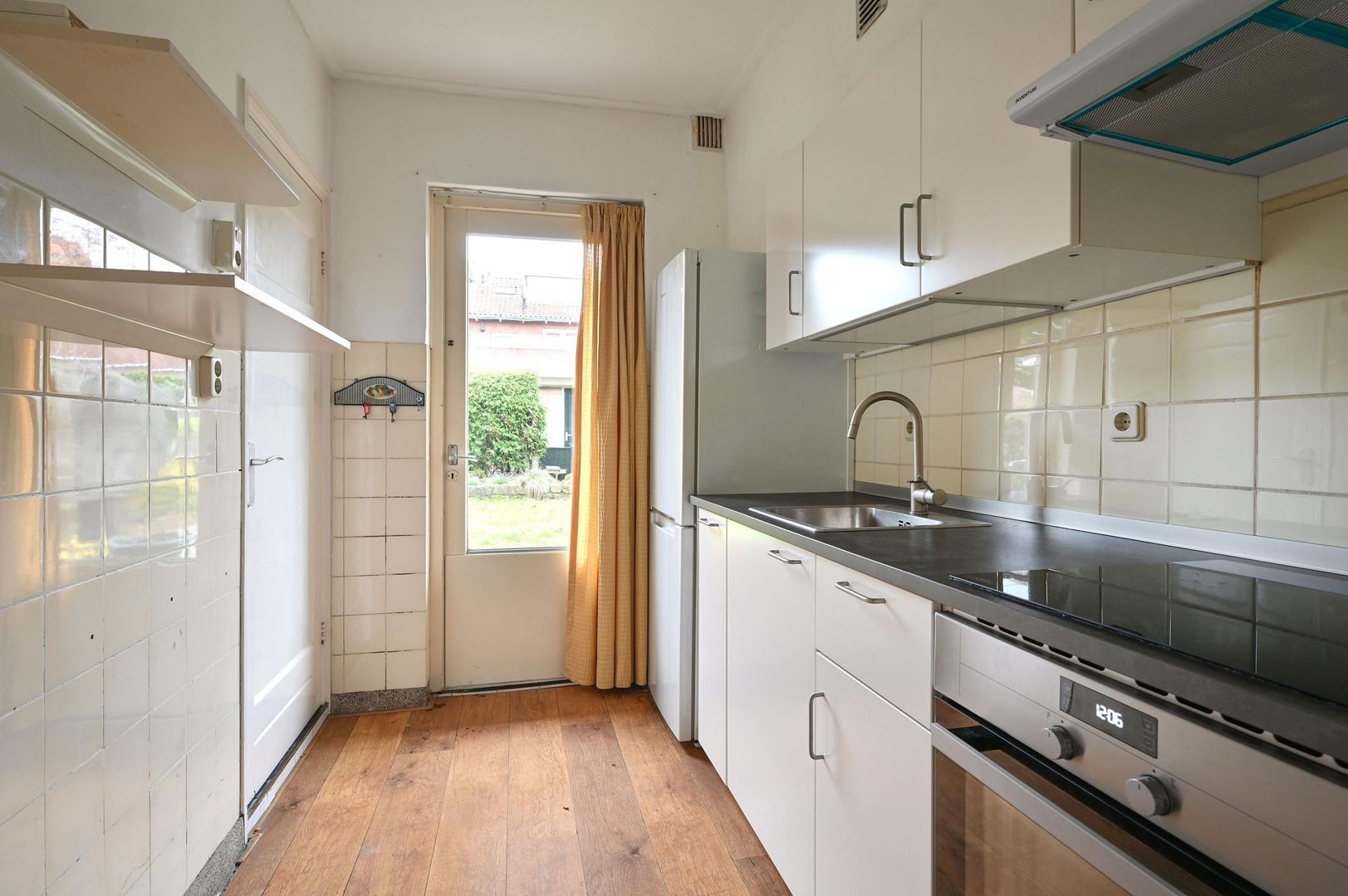 Admiraal de Ruyterlaan 87, Hilversum foto-5 blur