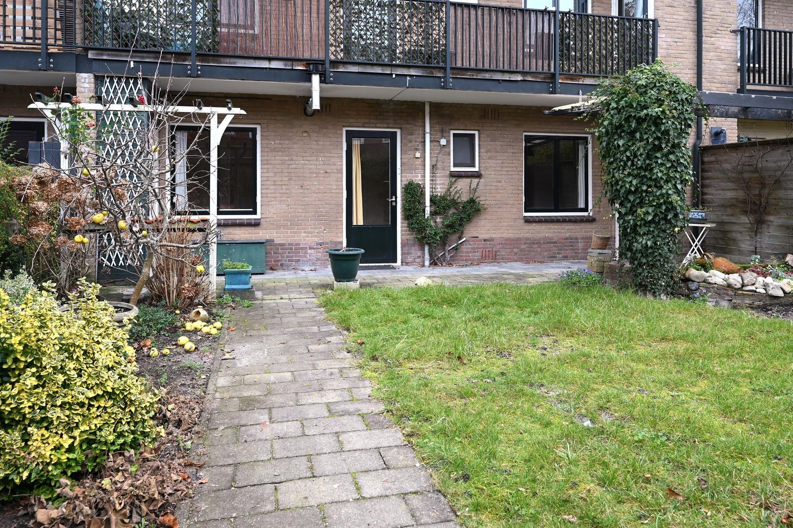 Admiraal de Ruyterlaan 87, Hilversum foto-10 blur