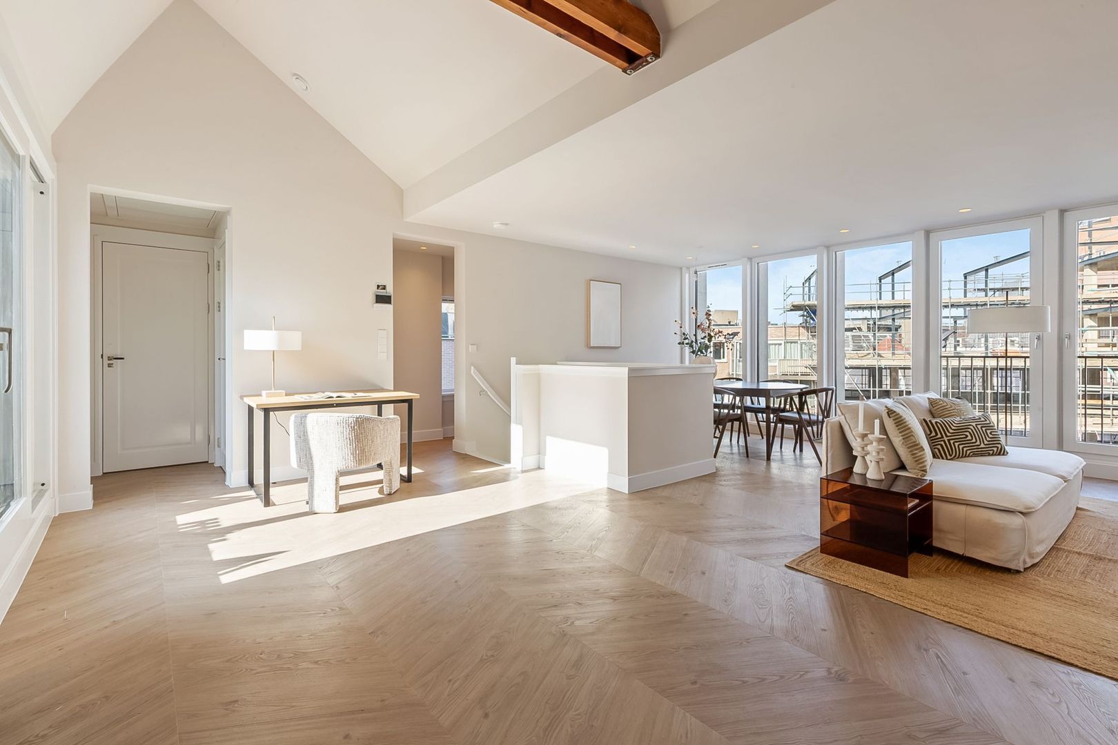 Spoorstraat 16 C, Hilversum foto-1 blur