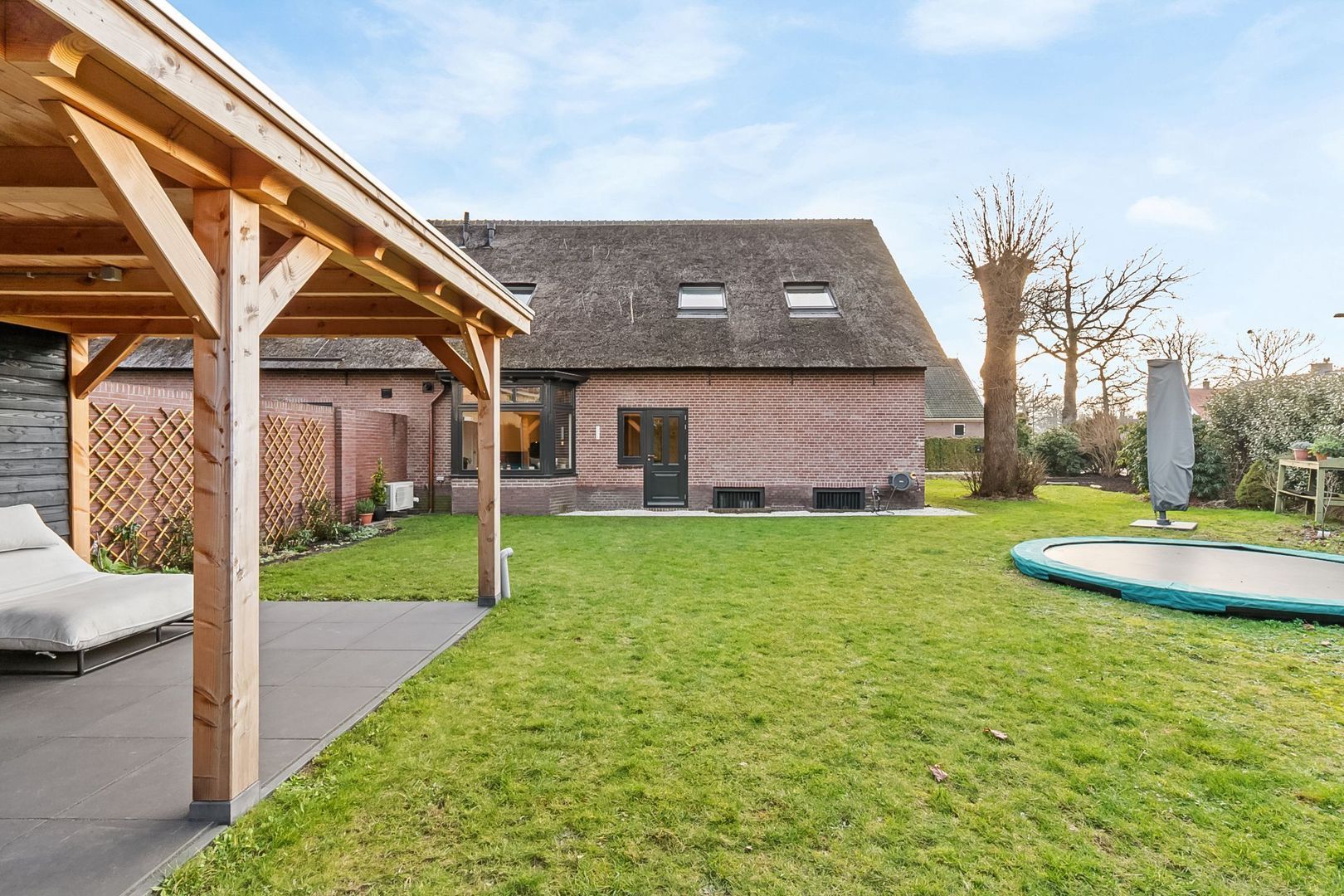 Nieuw-Loosdrechtsedijk 73, Loosdrecht foto-30 blur