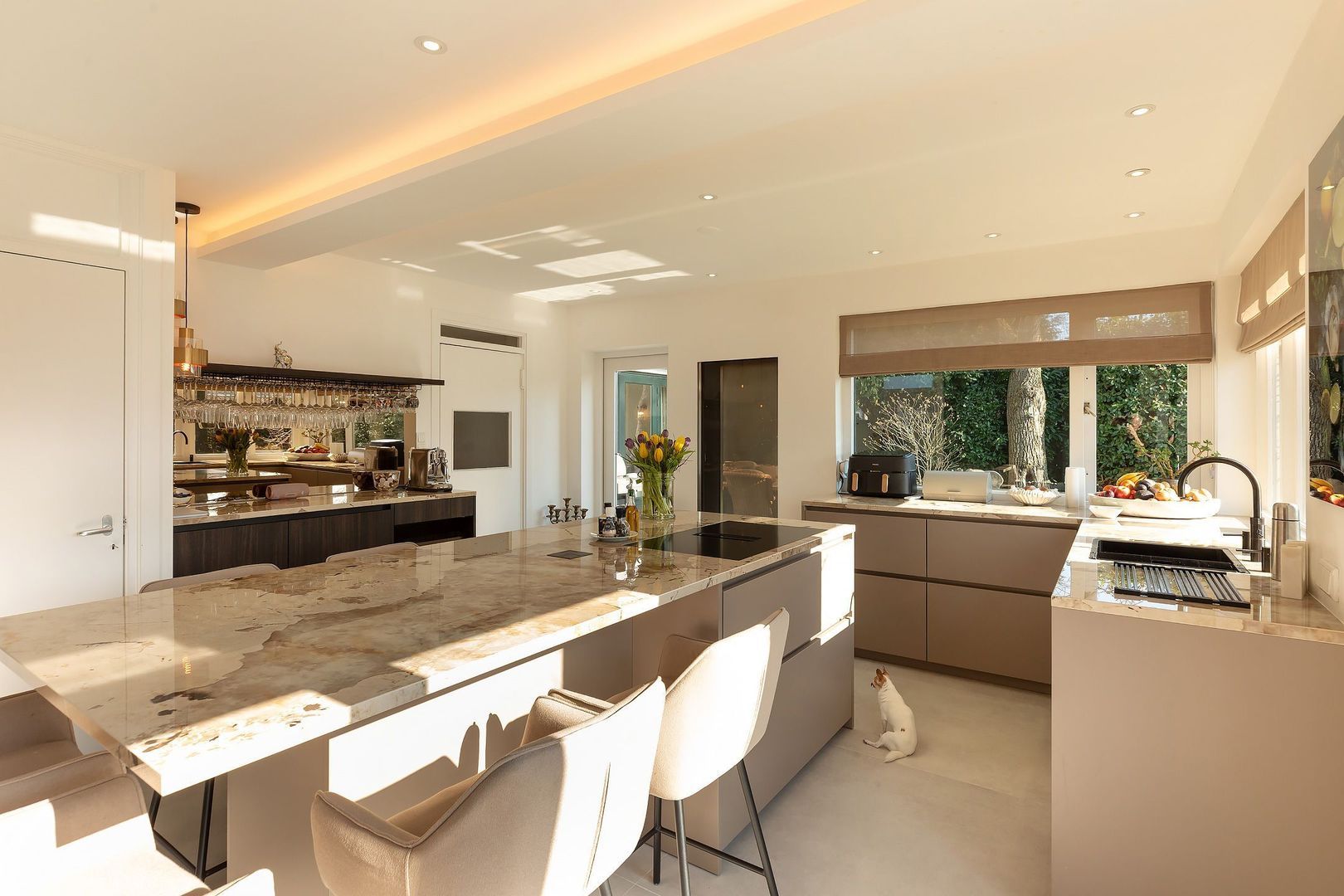 Soestdijkerstraatweg 52, Hilversum foto-10 blur