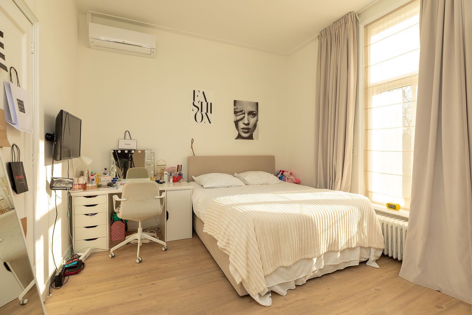 Soestdijkerstraatweg 52, Hilversum foto-20 blur