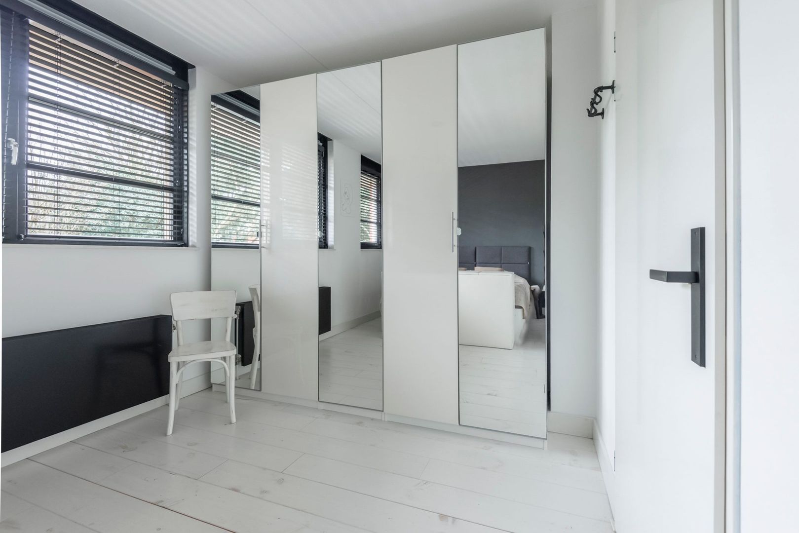 Binnendoor 33, Hilversum foto-12 blur