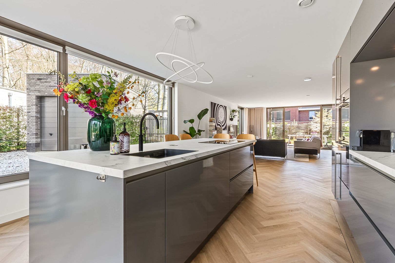 Rondeellaan 18, Hilversum foto-2 blur