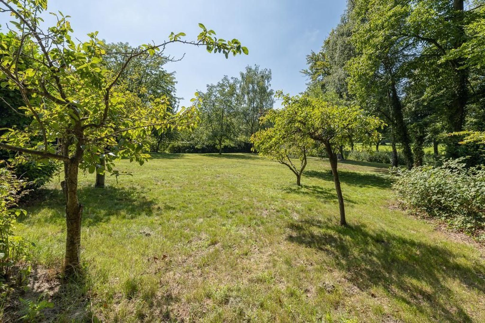 Oude Meentweg 0 ong, Hilversum foto-52 blur