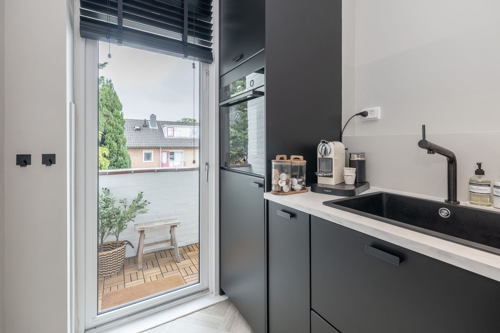Dassenlaan 10, Hilversum foto-17 blur