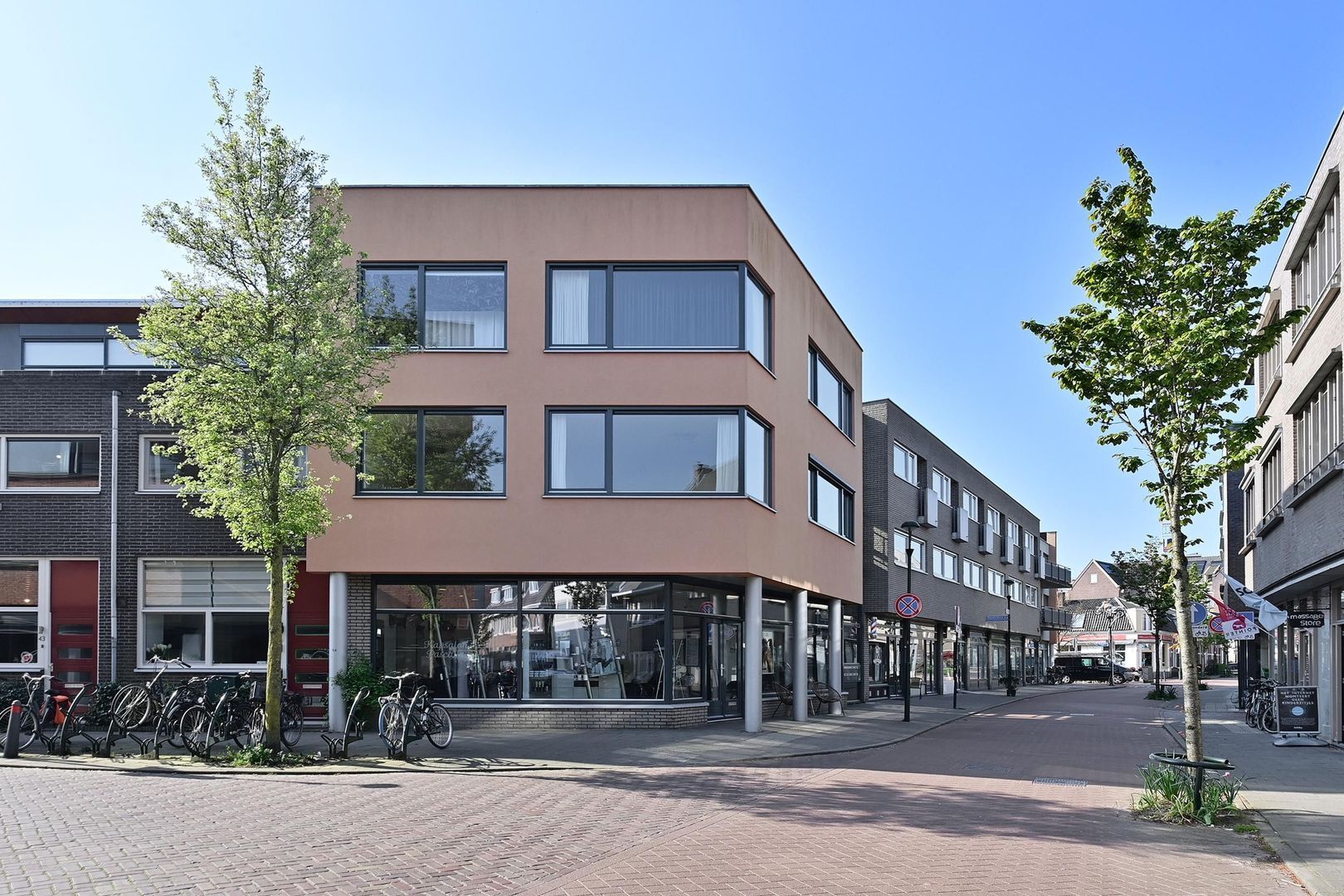 Bussumerstraat 31, Hilversum foto-0 blur