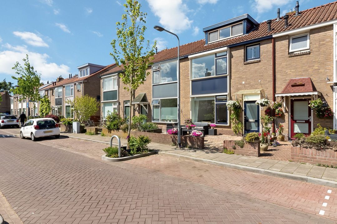 Hertog Aelbrechtstraat 83, Hilversum