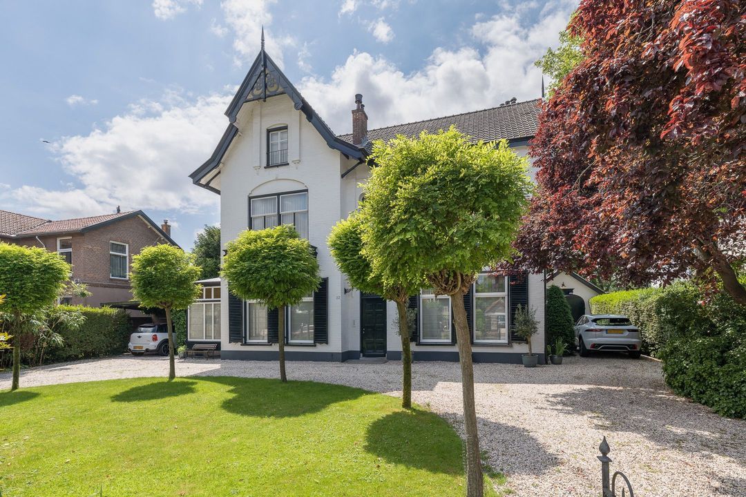 Soestdijkerstraatweg 52, Hilversum