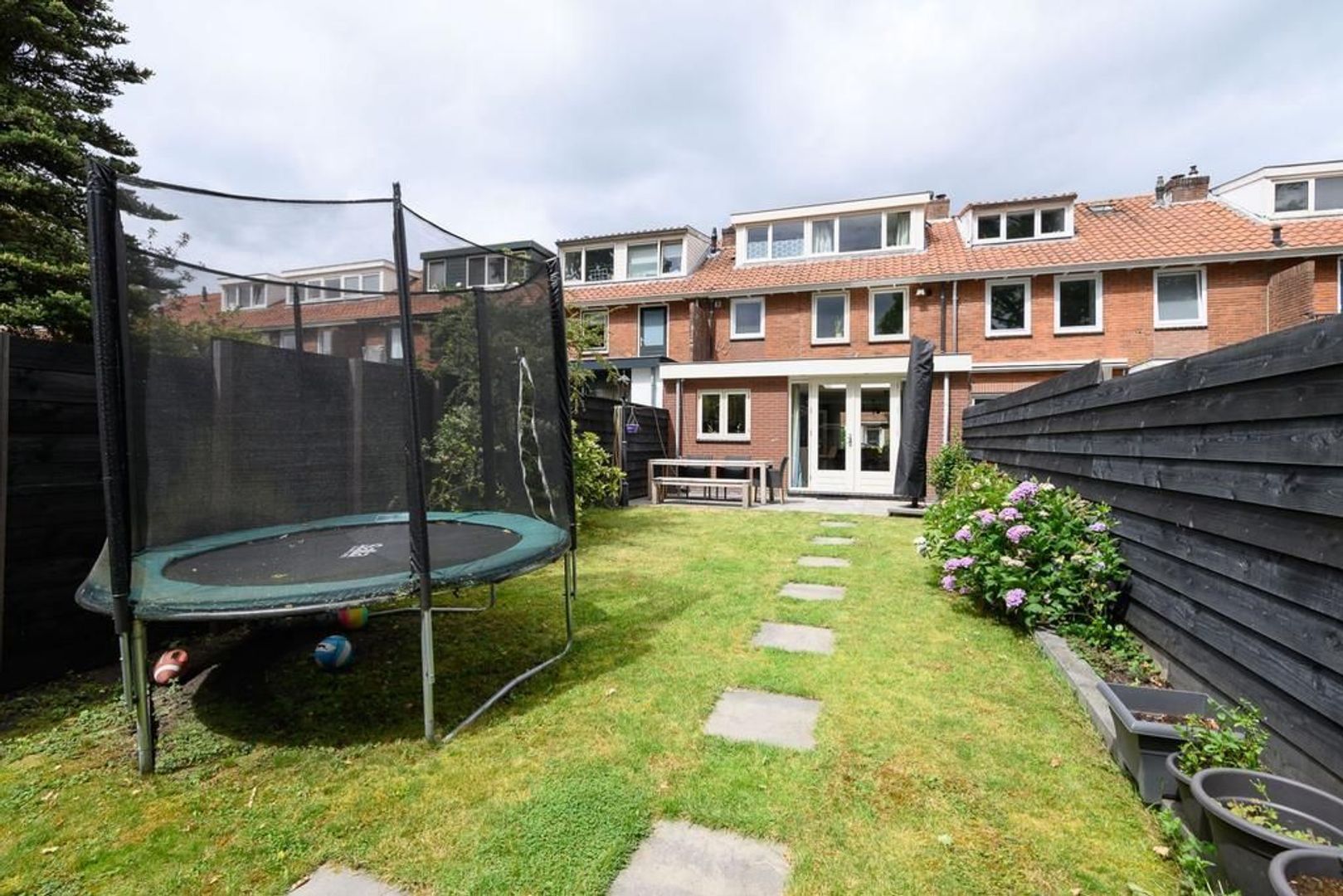 Van Kretschmar van Veenlaan 47, Hilversum foto-19 blur