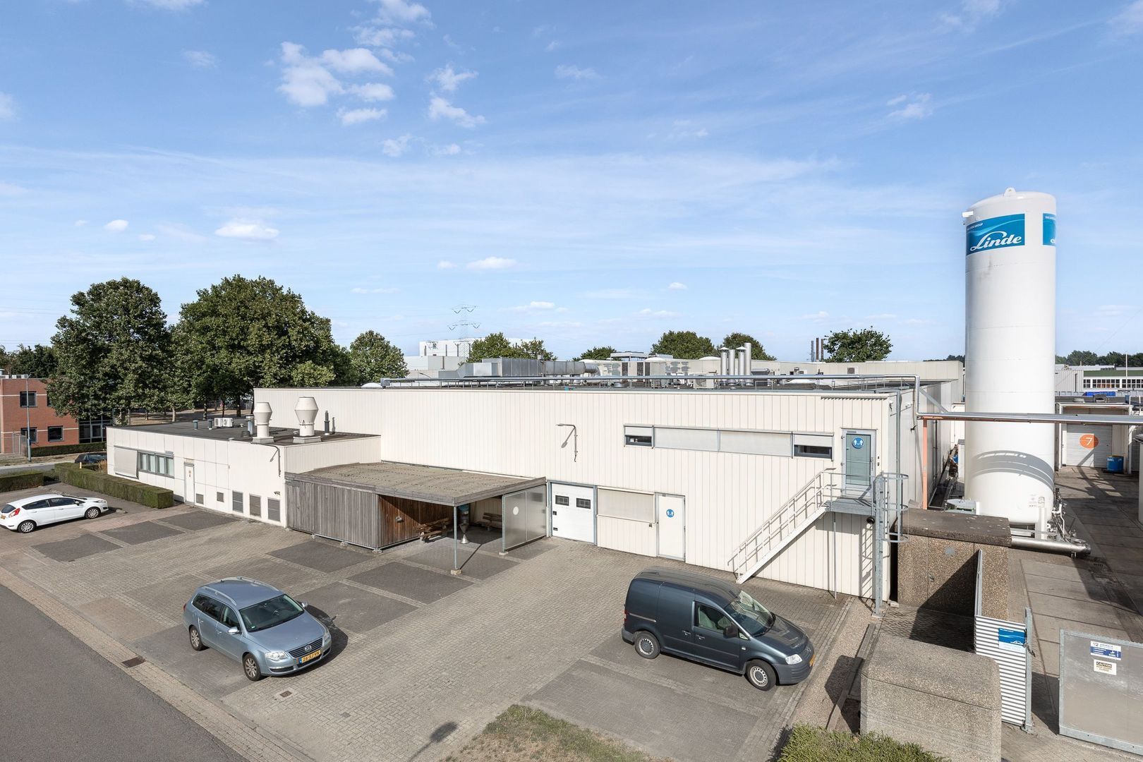 Achterdijk 1, Helmond foto-2 blur