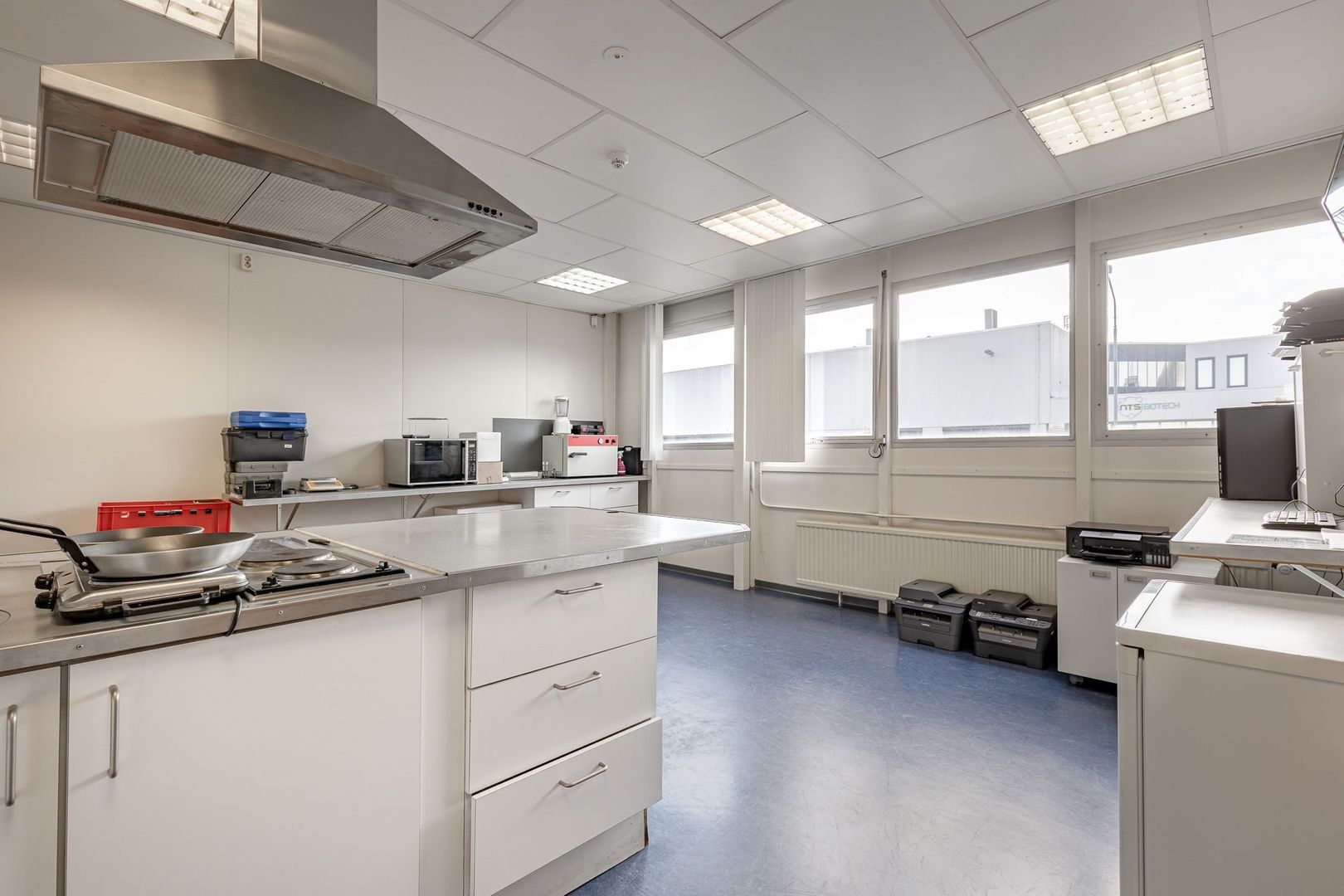 Achterdijk 1, Helmond foto-13 blur