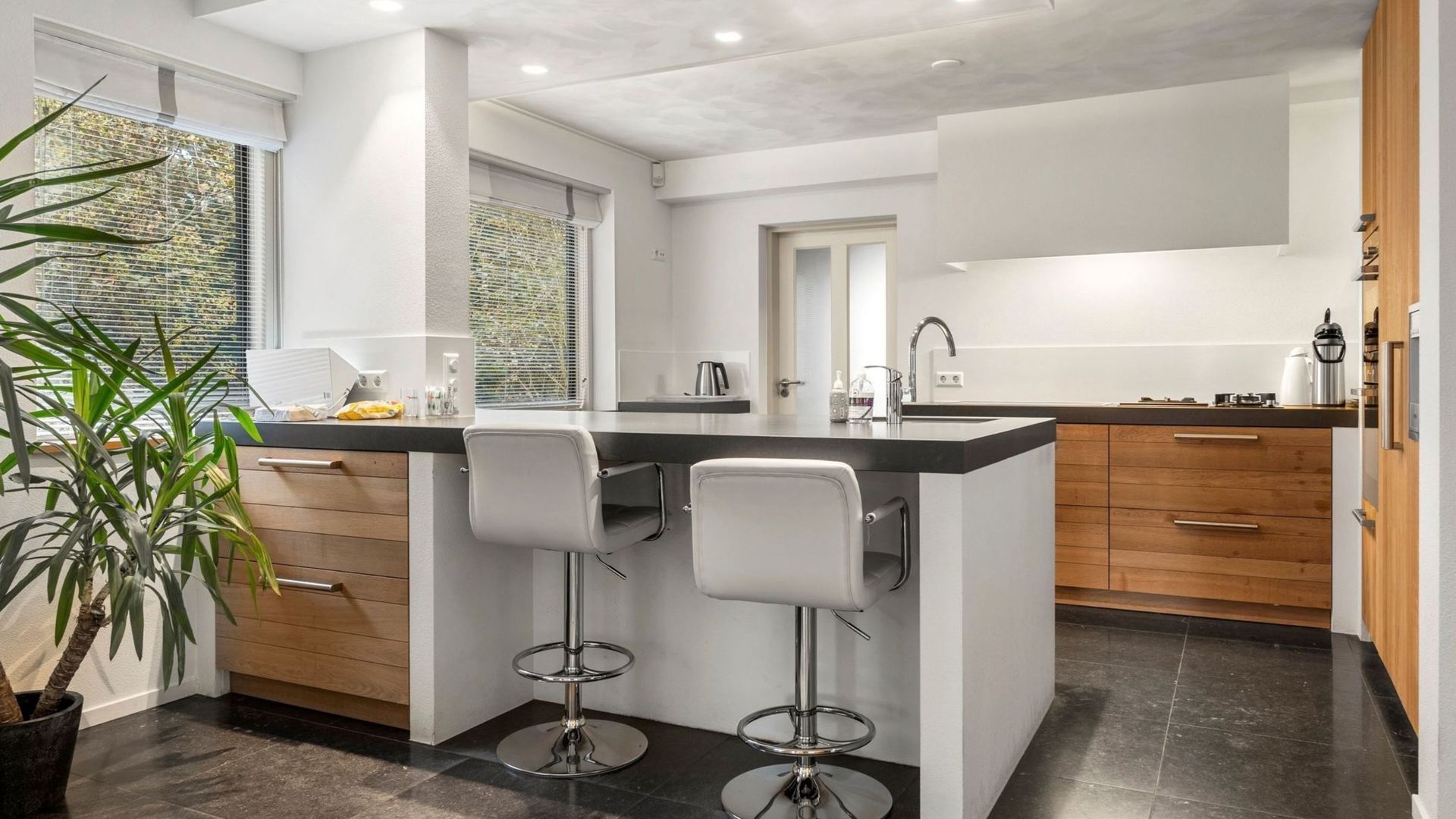 Industrieweg 12 B, Renkum foto-3 blur