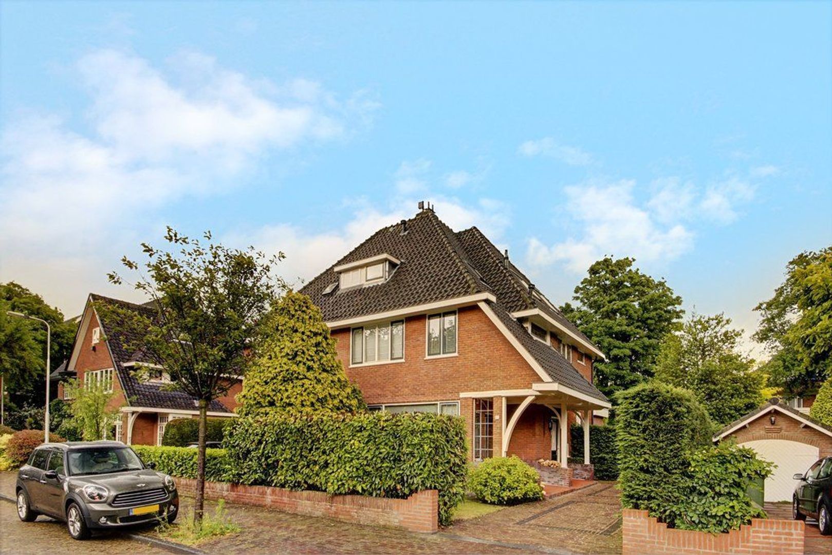 Laurillardlaan 13, Santpoort-Zuid