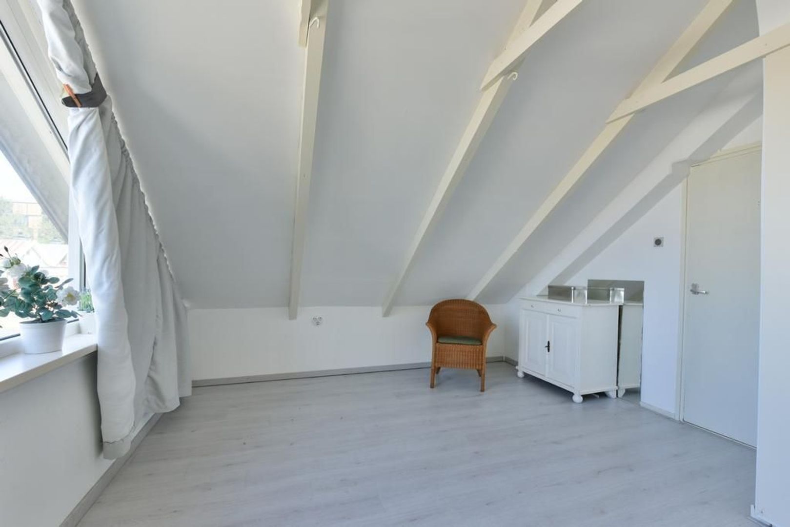 Albert Schweitzerlaan 49, Haarlem foto-21 blur