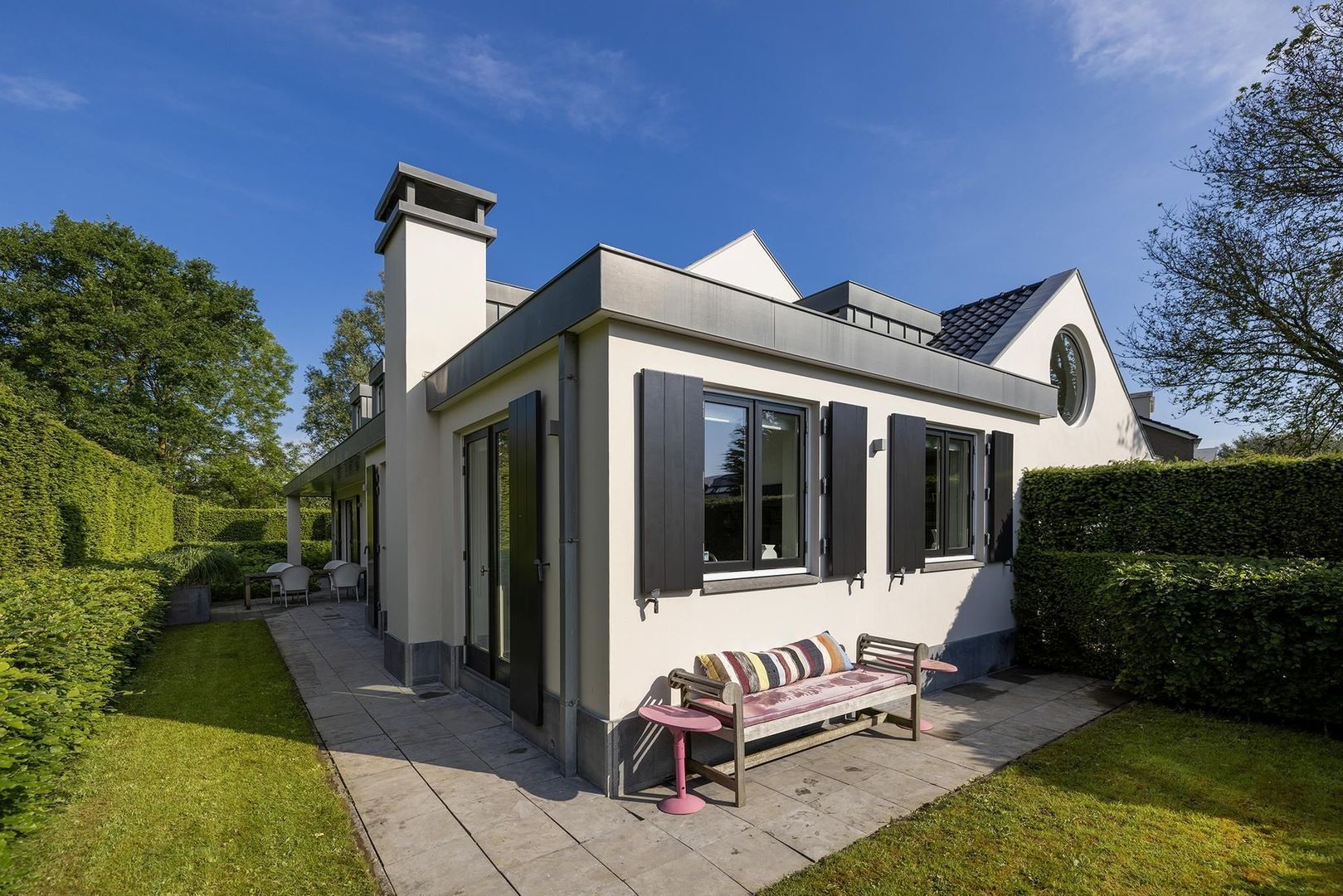 Smedeman 3, Nieuw-Vennep foto-44 blur
