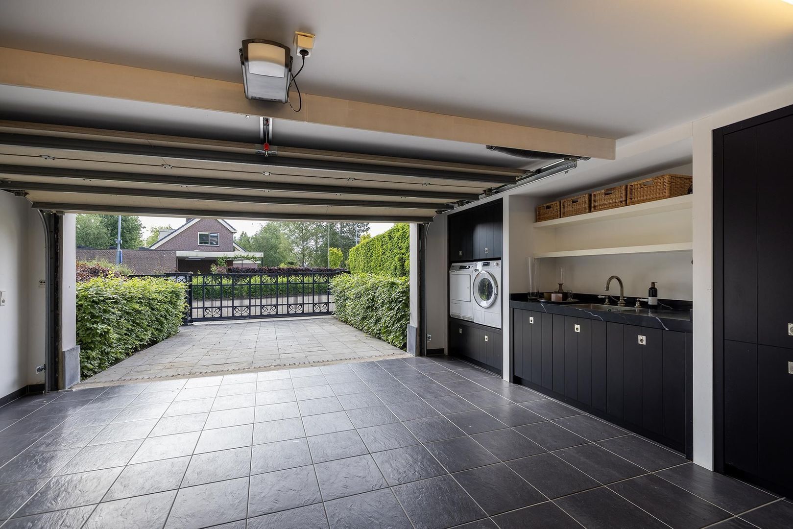 Smedeman 3, Nieuw-Vennep foto-7 blur