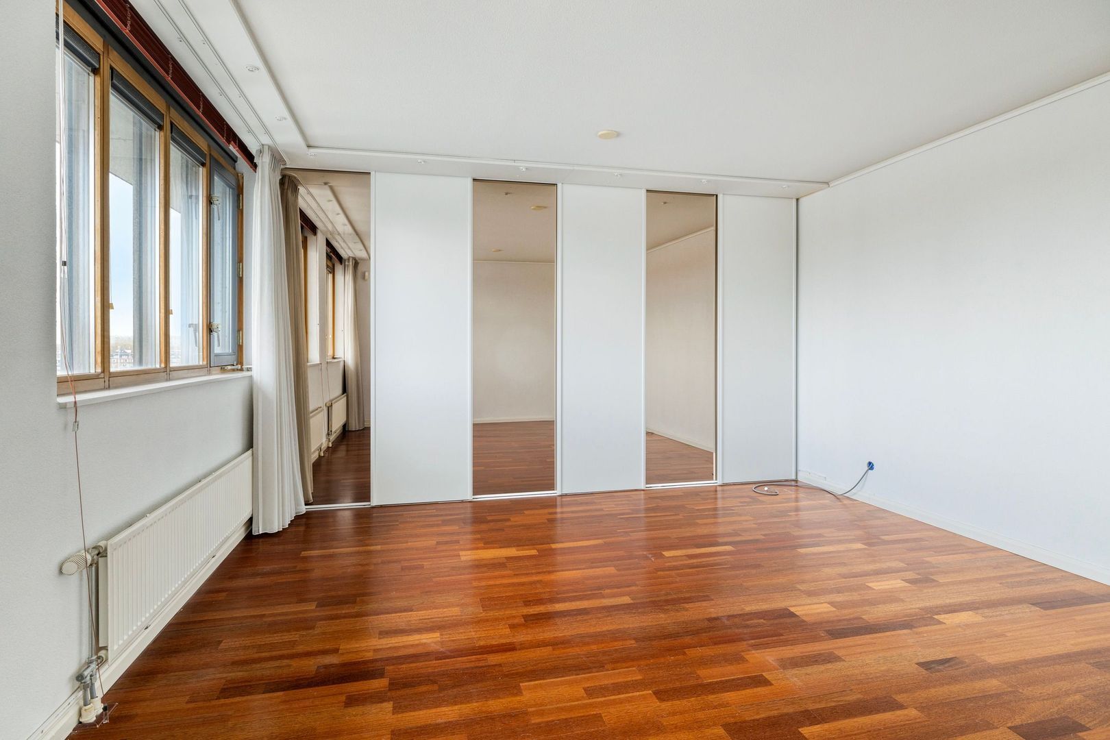 Justpier 112, Zaandam foto-41 blur