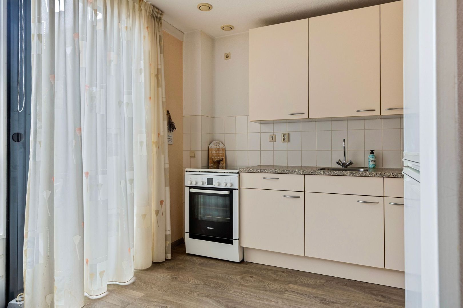 Maasdam-akker 32, Barendrecht foto-12 blur