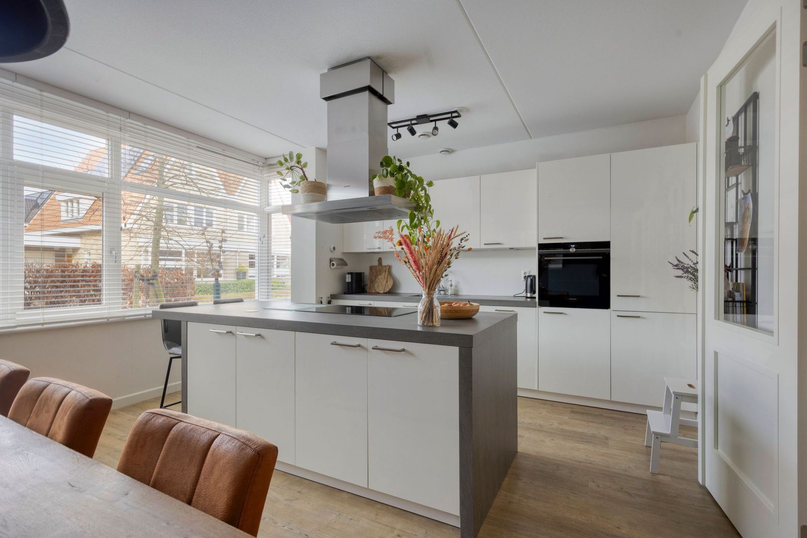 Walpen 4, Moerkapelle foto-2 blur