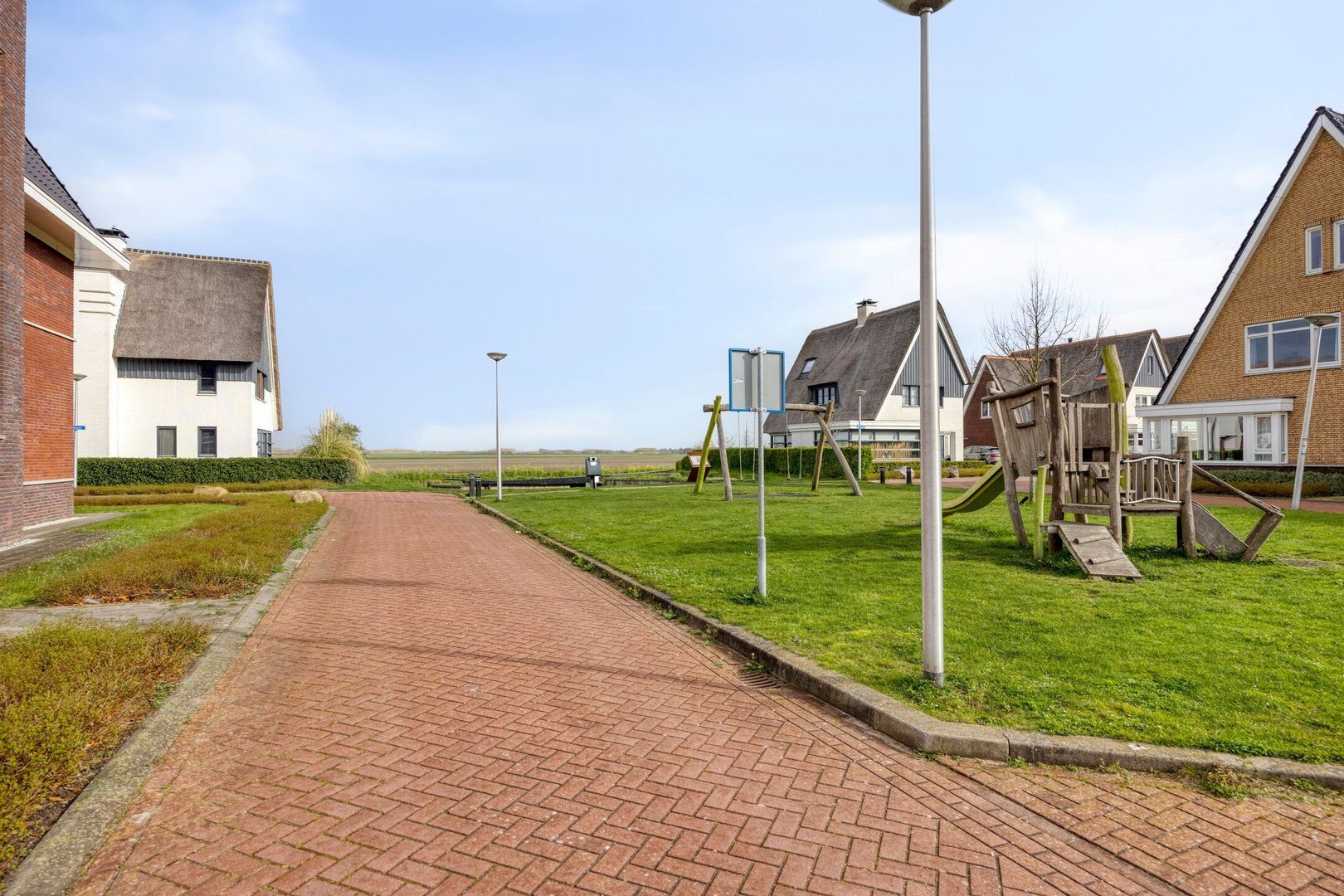 Walpen 4, Moerkapelle foto-58 blur