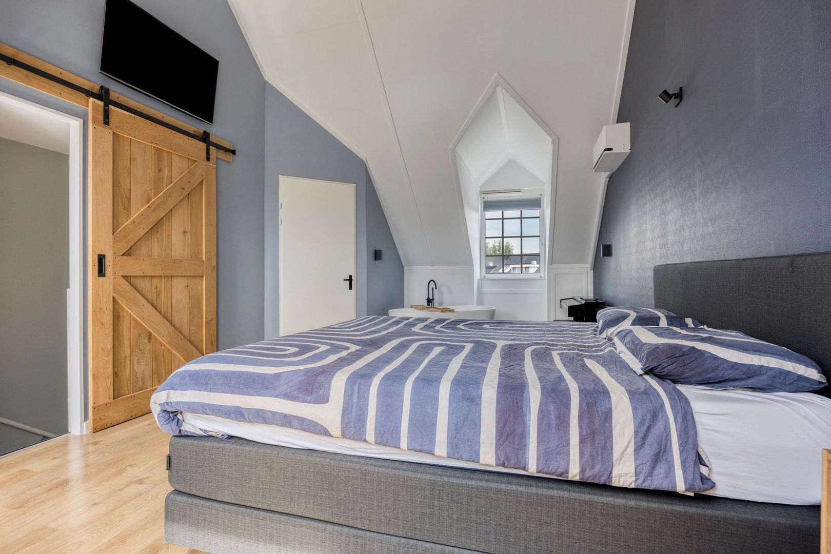 Graan voor Visch 43, Waddinxveen foto-27 blur