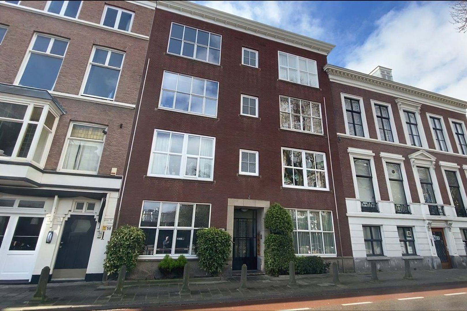 Zeestraat, Den Haag foto-1 blur