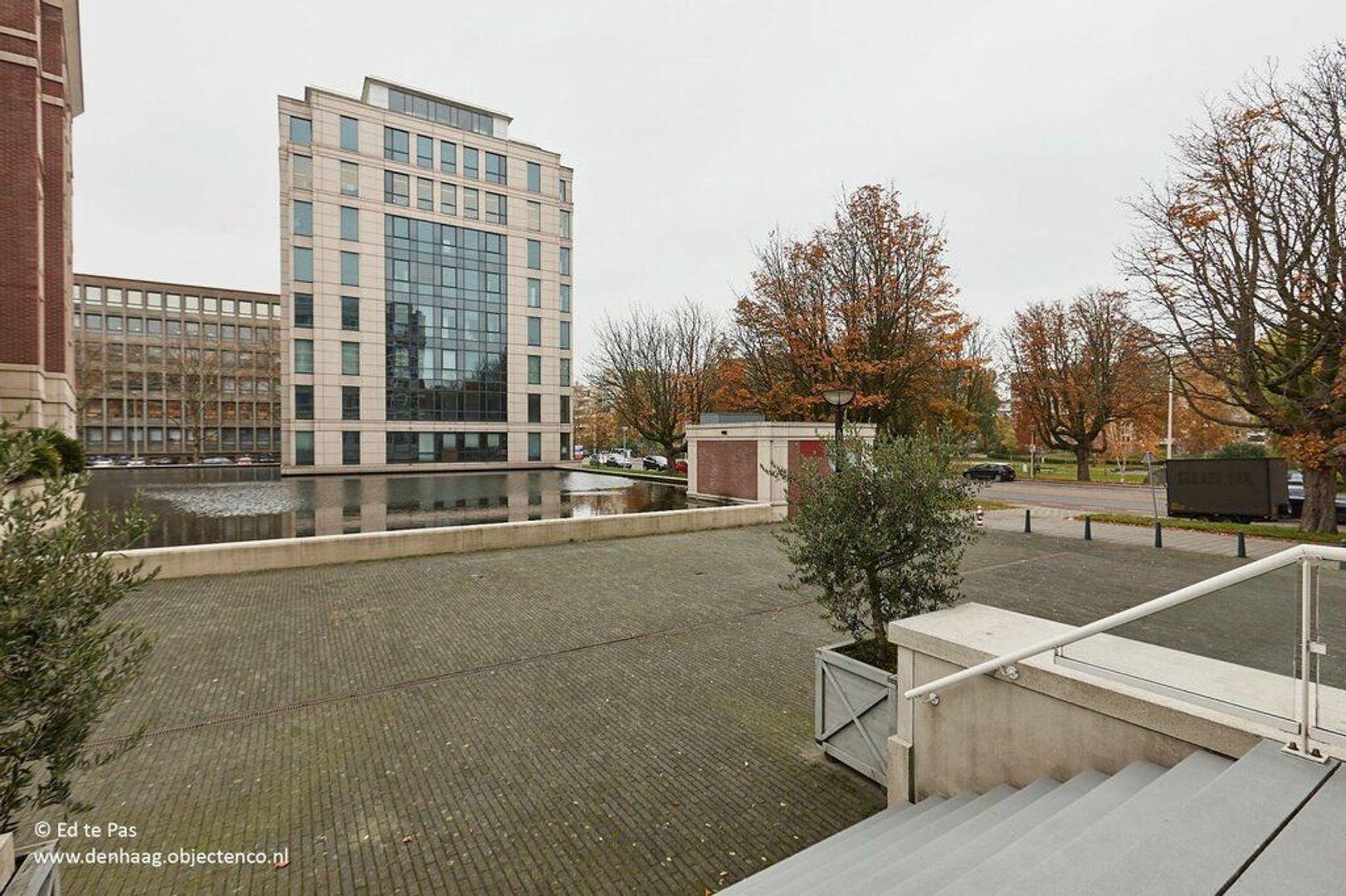 Burgemeester De Monchyplein, Den Haag foto-25 blur