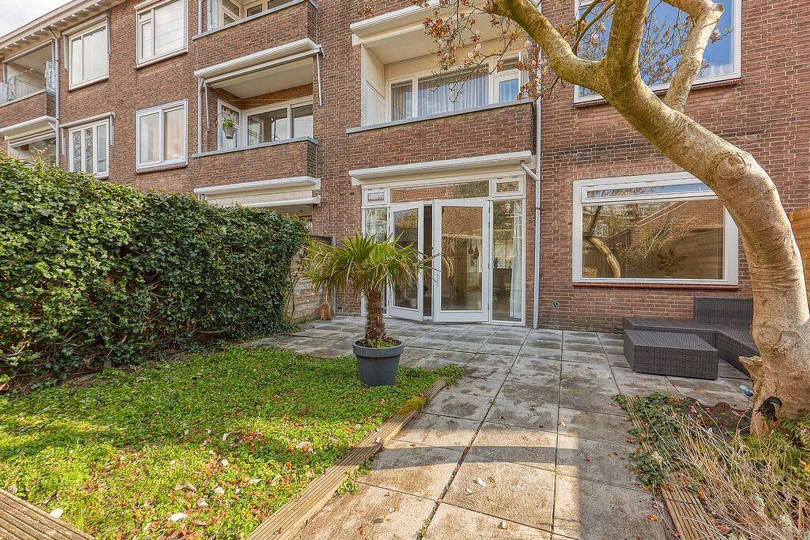 Laan van Nieuw Oosteinde, Voorburg foto-22 blur