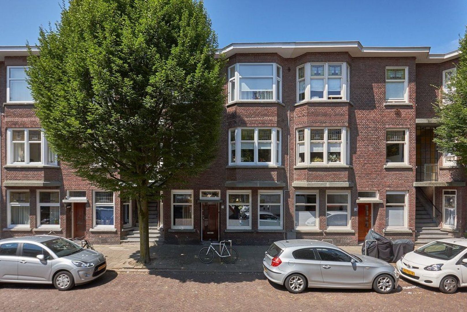 Stuyvesantstraat, Den Haag foto-3 blur