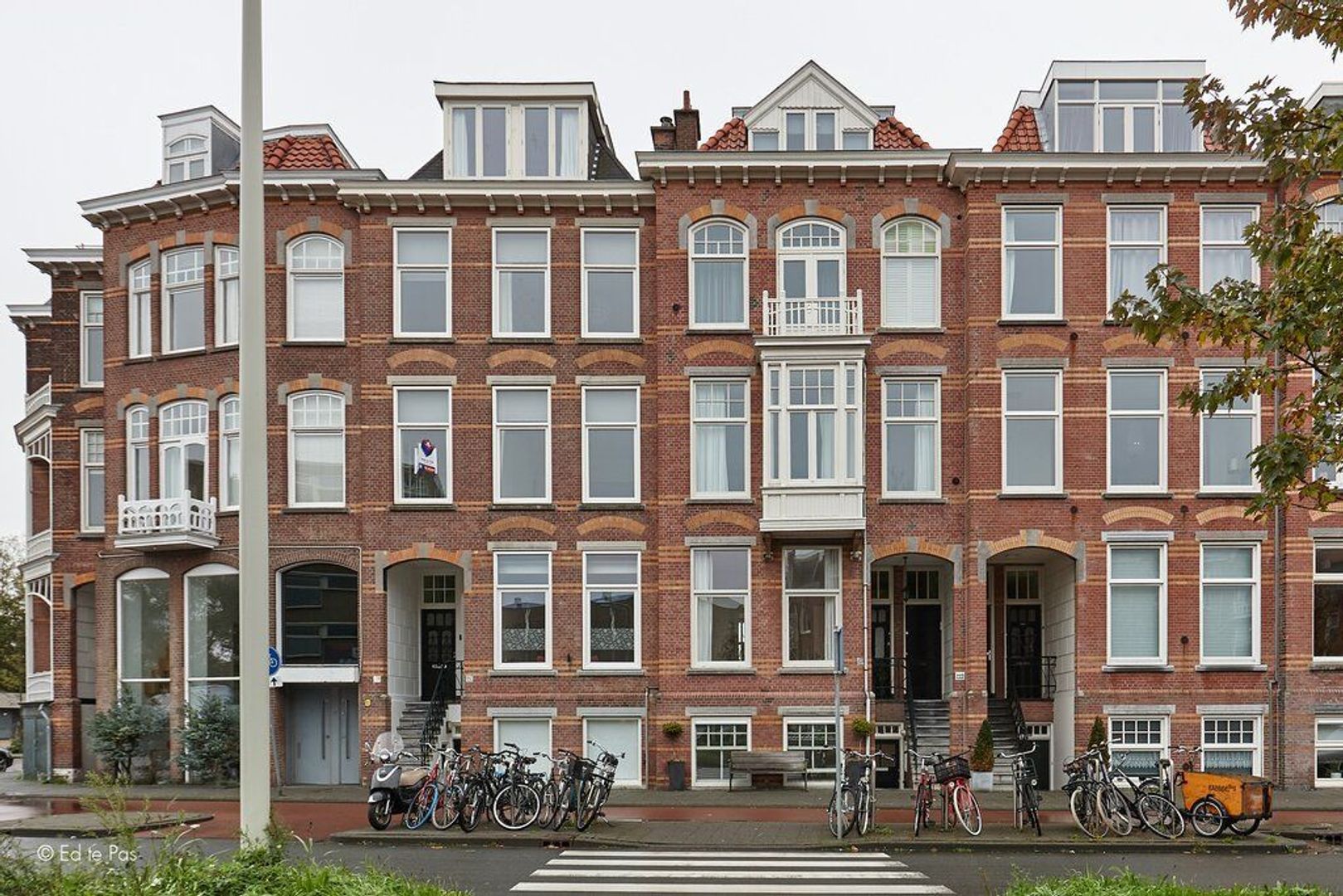 Groot Hertoginnelaan, Den Haag foto-2 blur